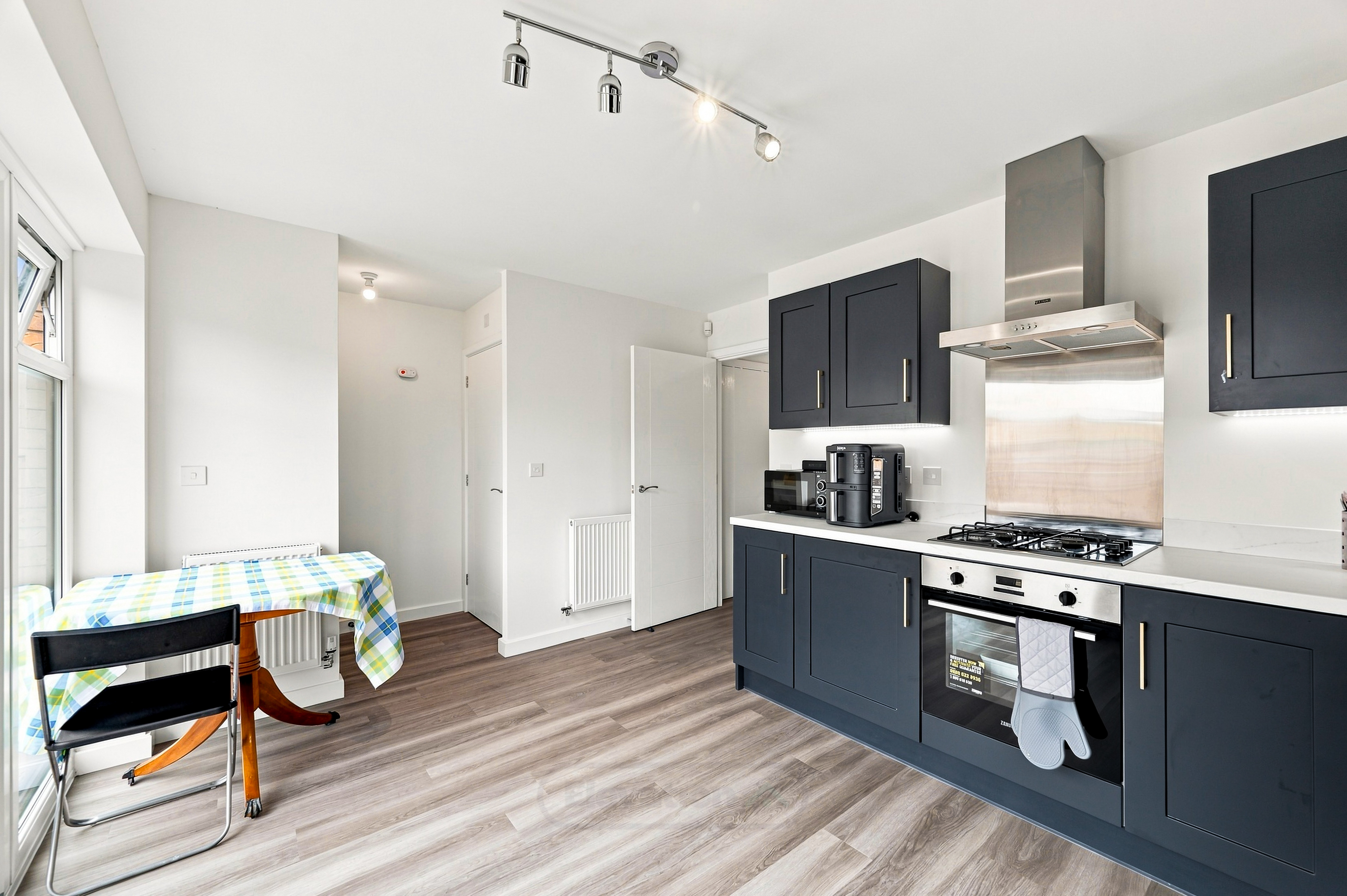Cardno Avenue, Eagle Farm South, MK17, photo 9