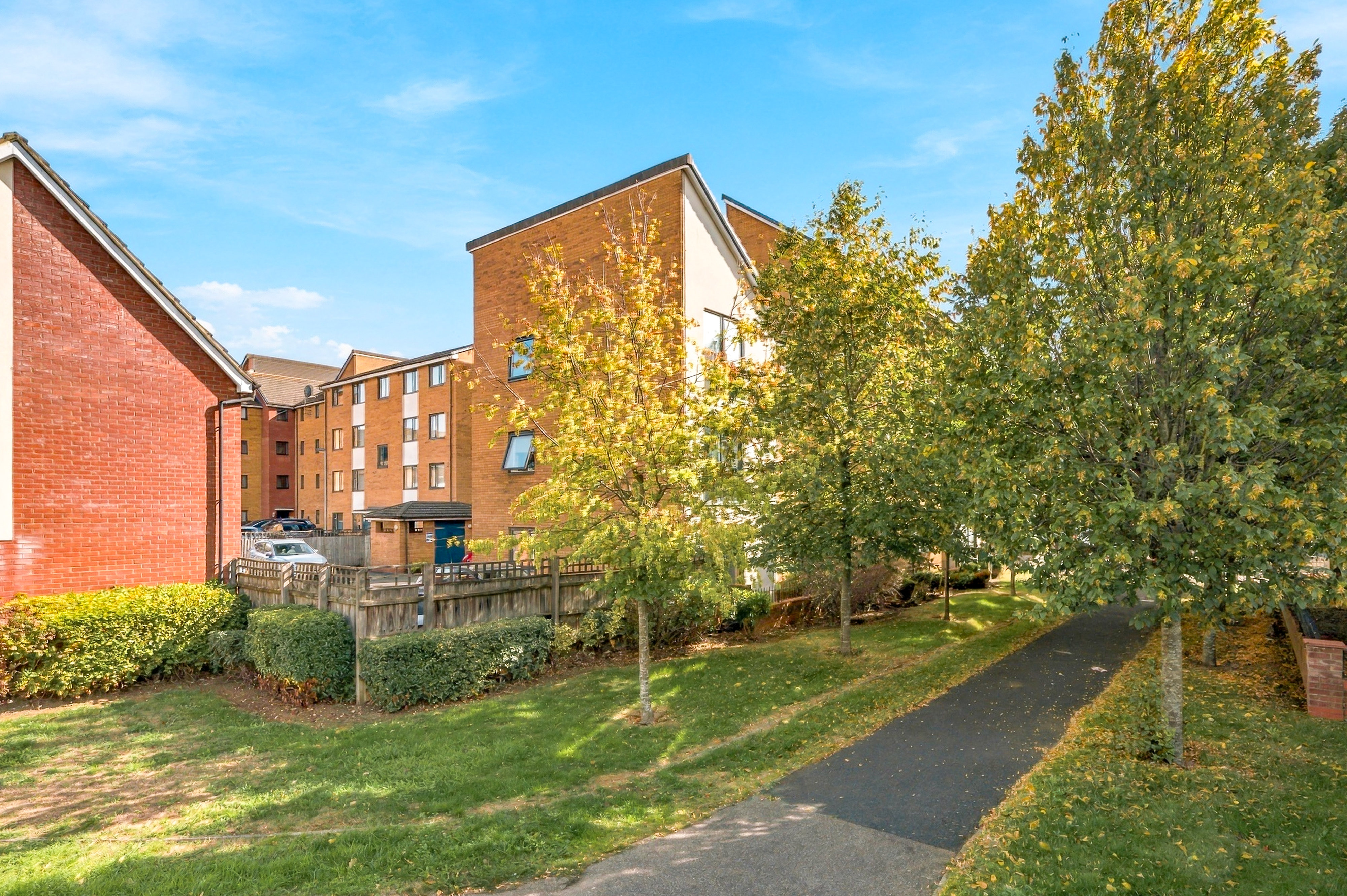 Countess Way, Broughton, MK10, photo 17