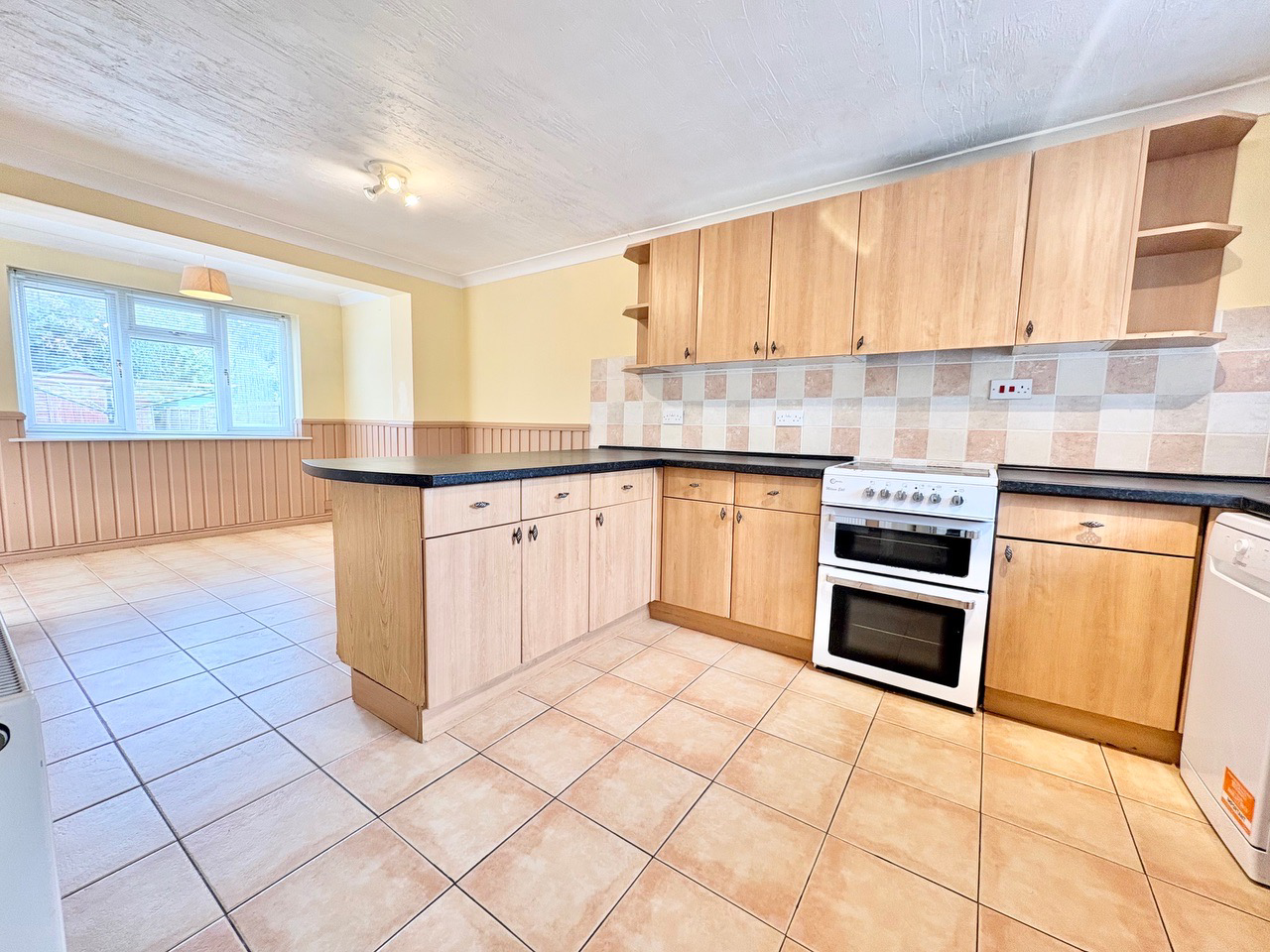 St. James Close, Hanslope, MK19, photo 3