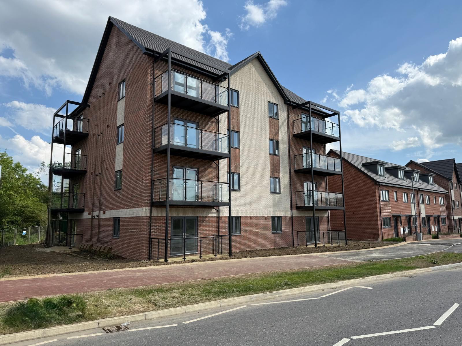 Ouessant Close, Whitehouse, MK8