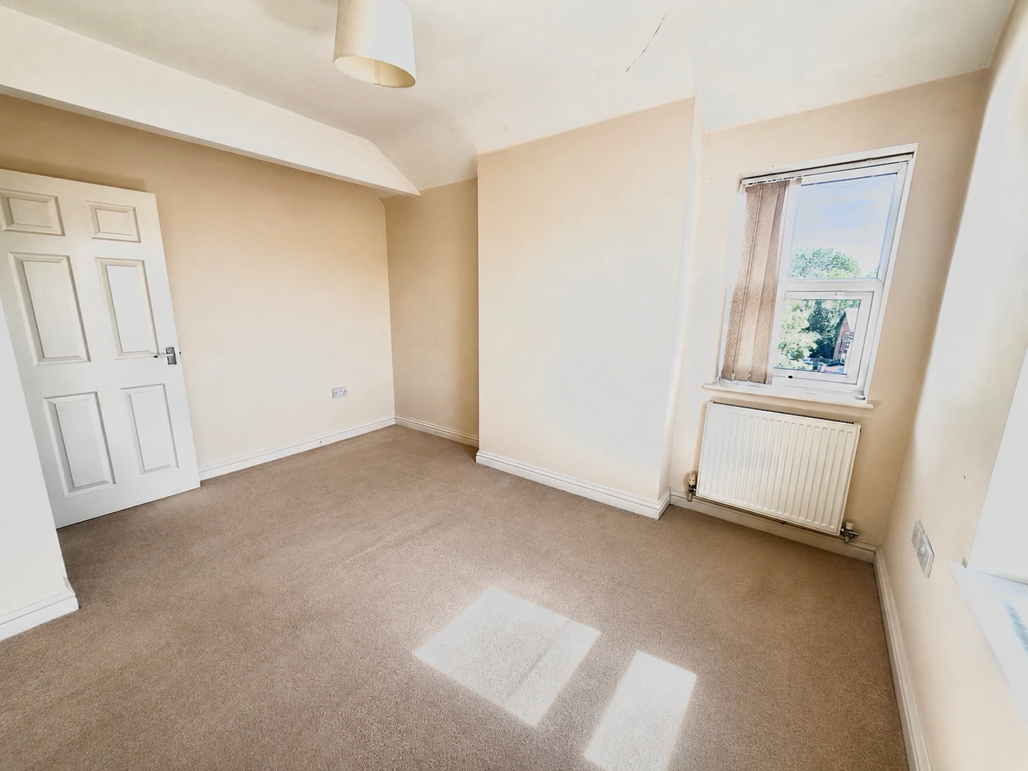 Newport Road, New Bradwell, MK13, photo 6