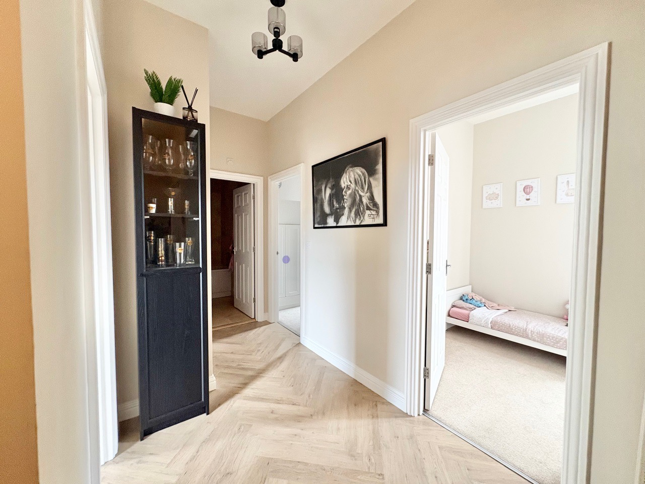 Newport Road, New Bradwell, MK13, photo 7