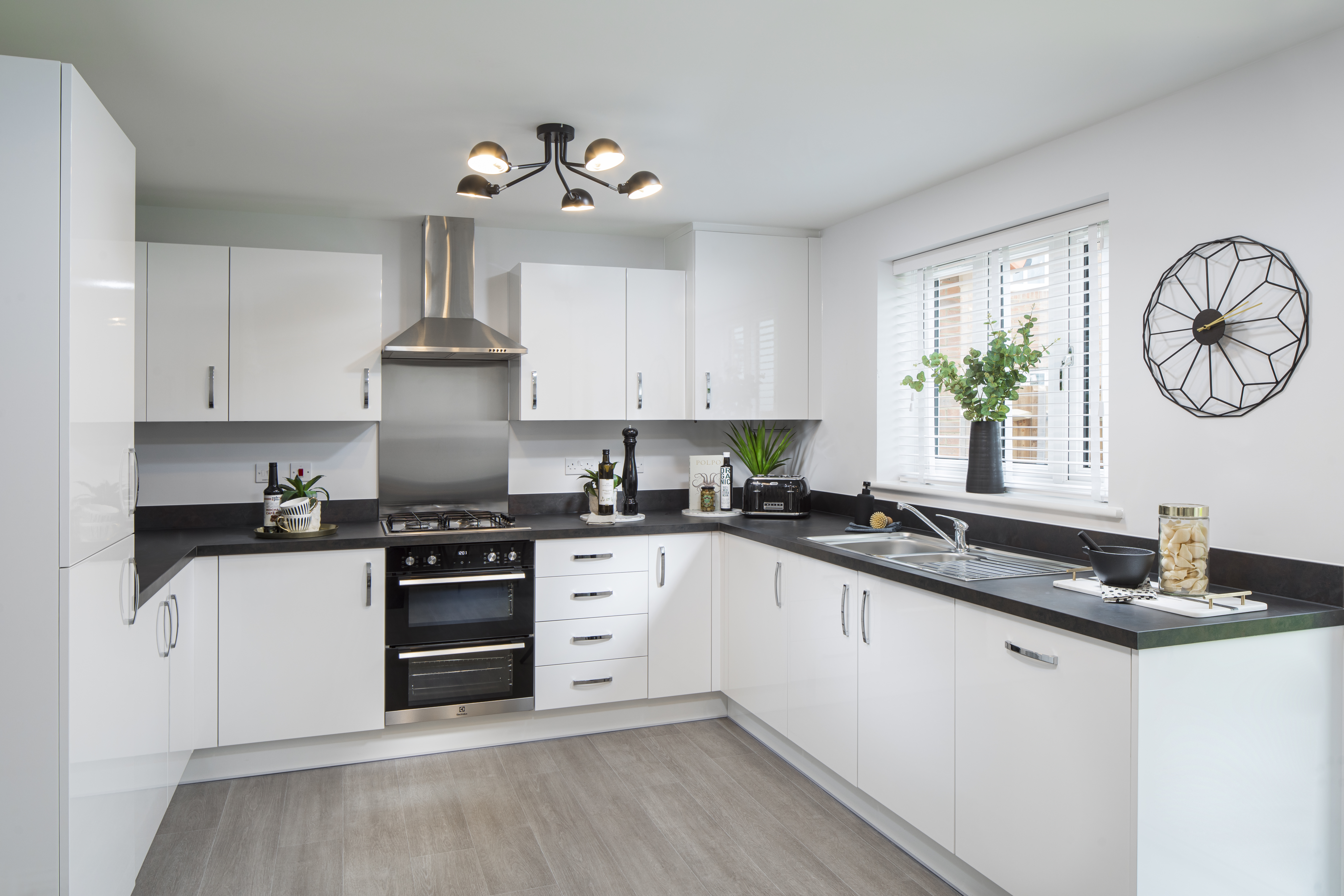 Royal Gardens, Wixams, MK45, photo 3