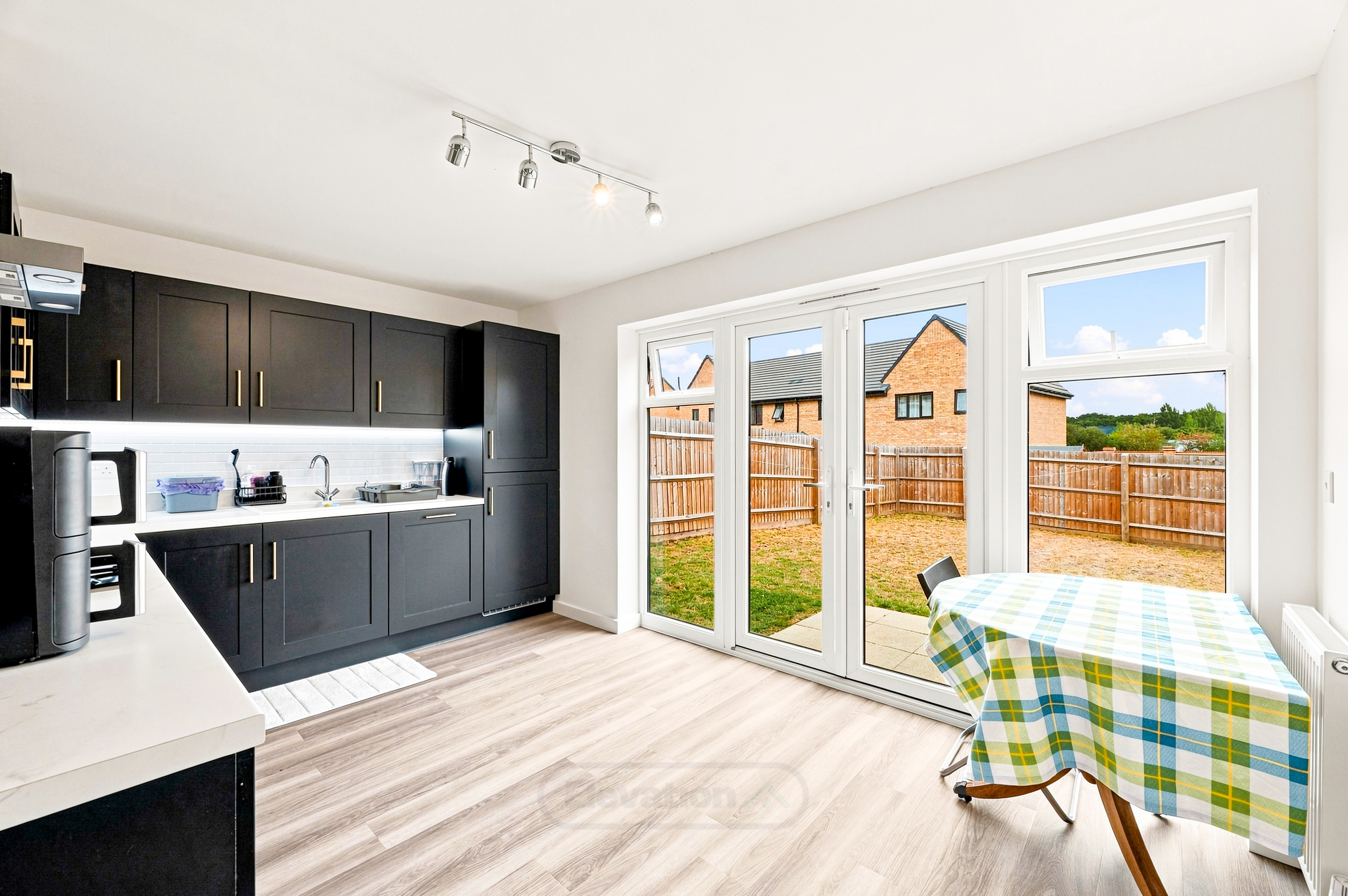 Cardno Avenue, Eagle Farm South, MK17, photo 2