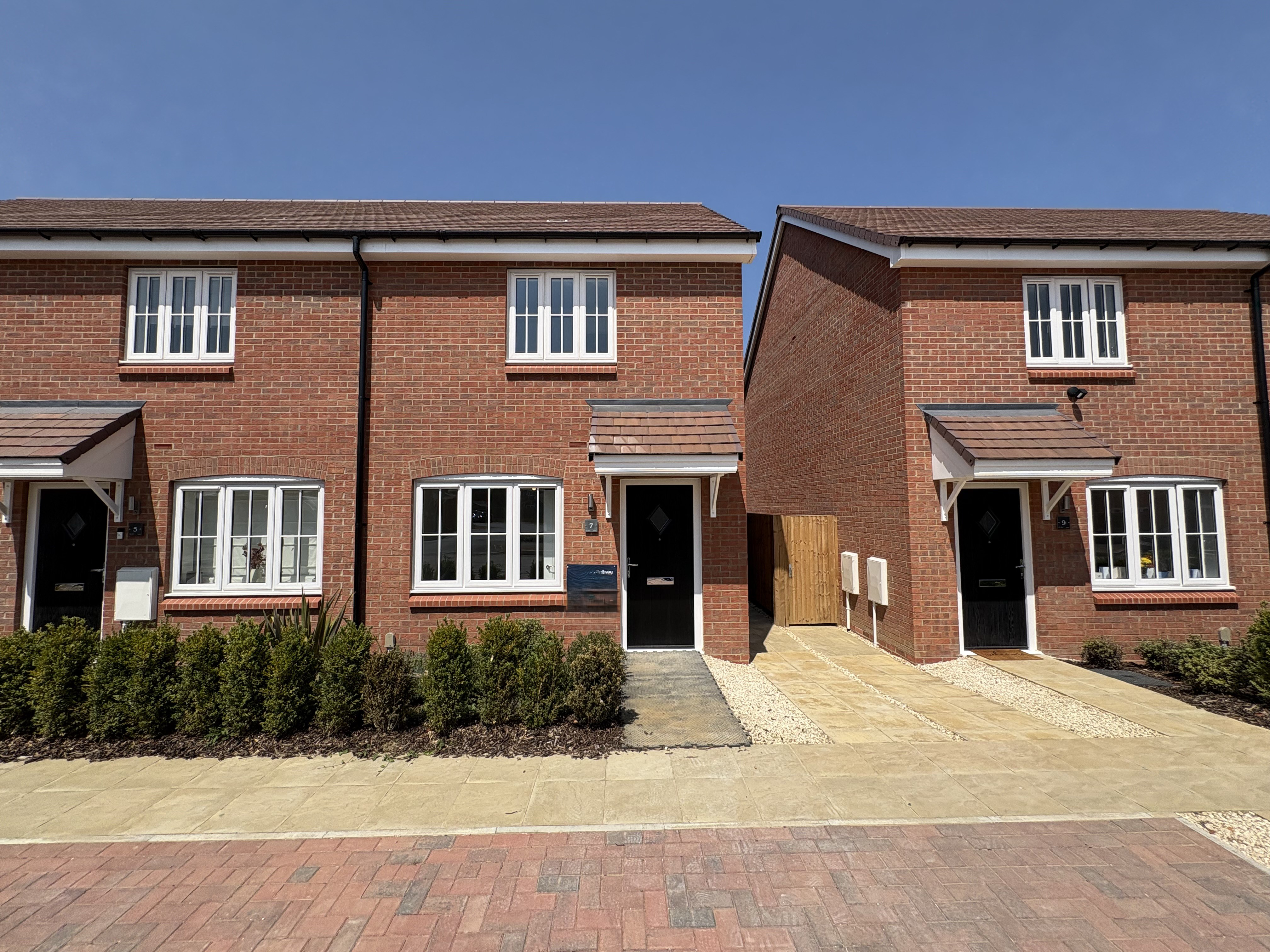 Liscomb Avenue, New Cardington, MK42