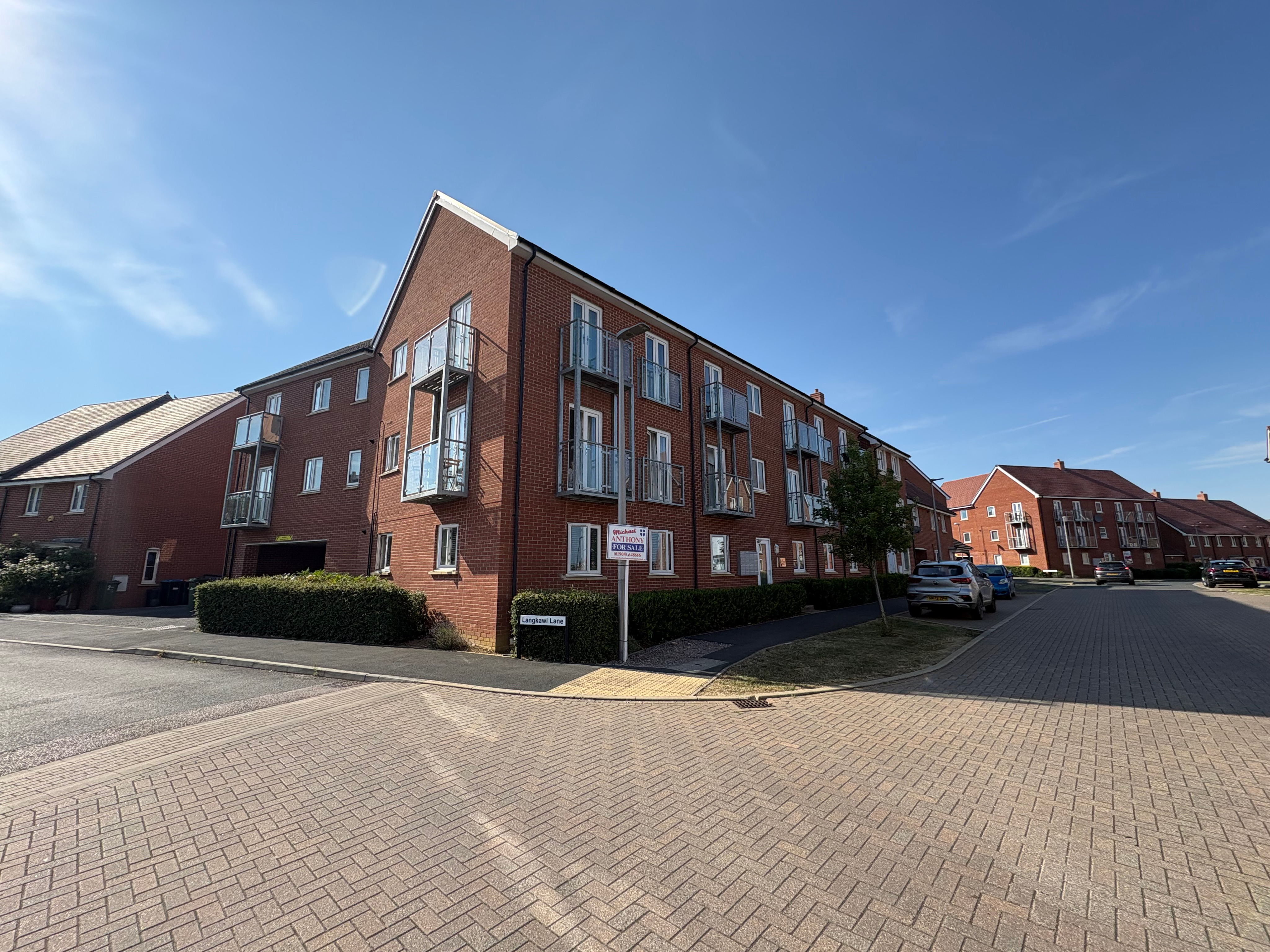 Santa Cruz Avenue, Milton Keynes, MK3