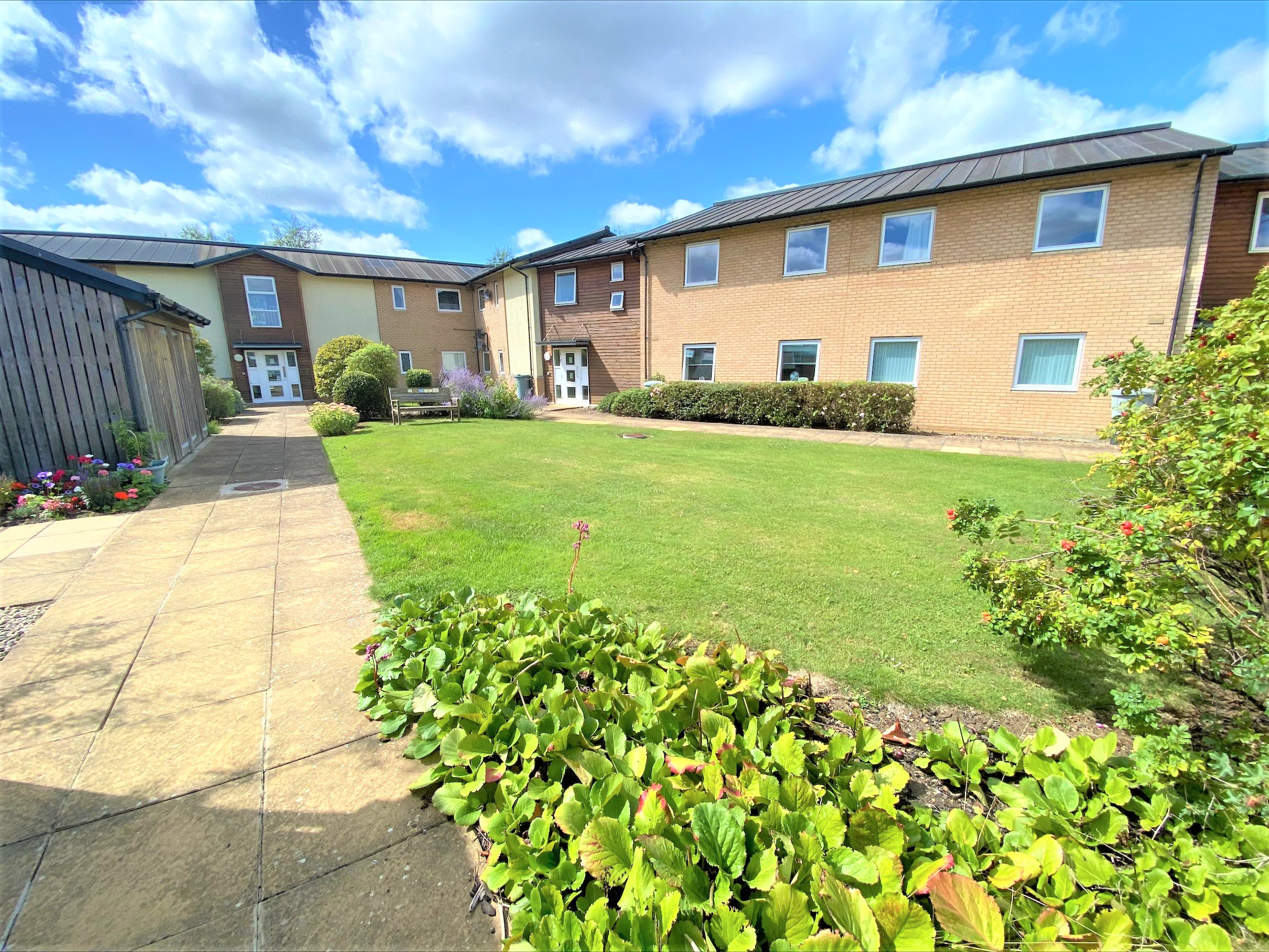 Ferry Meadows Close, Broughton, MK10, photo 7