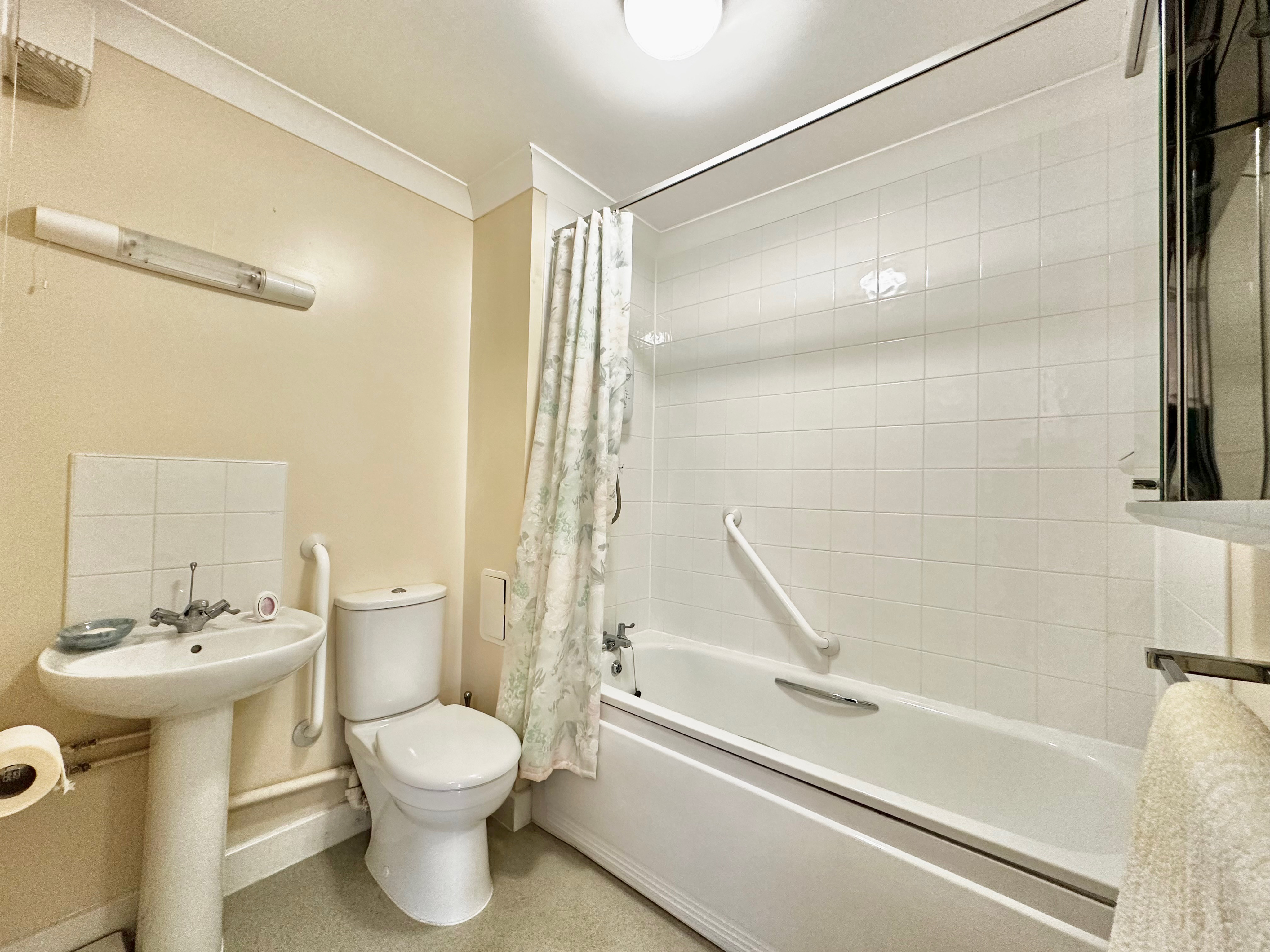 Ferry Meadows Close, Broughton, MK10, photo 13