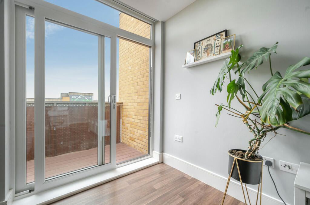 Fen Street, Brooklands, MK10, photo 15