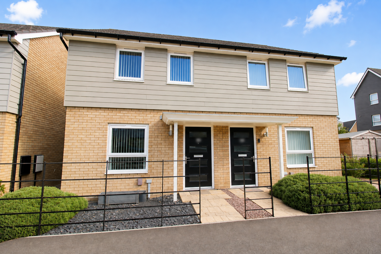 Green Lane, Wixams, MK42