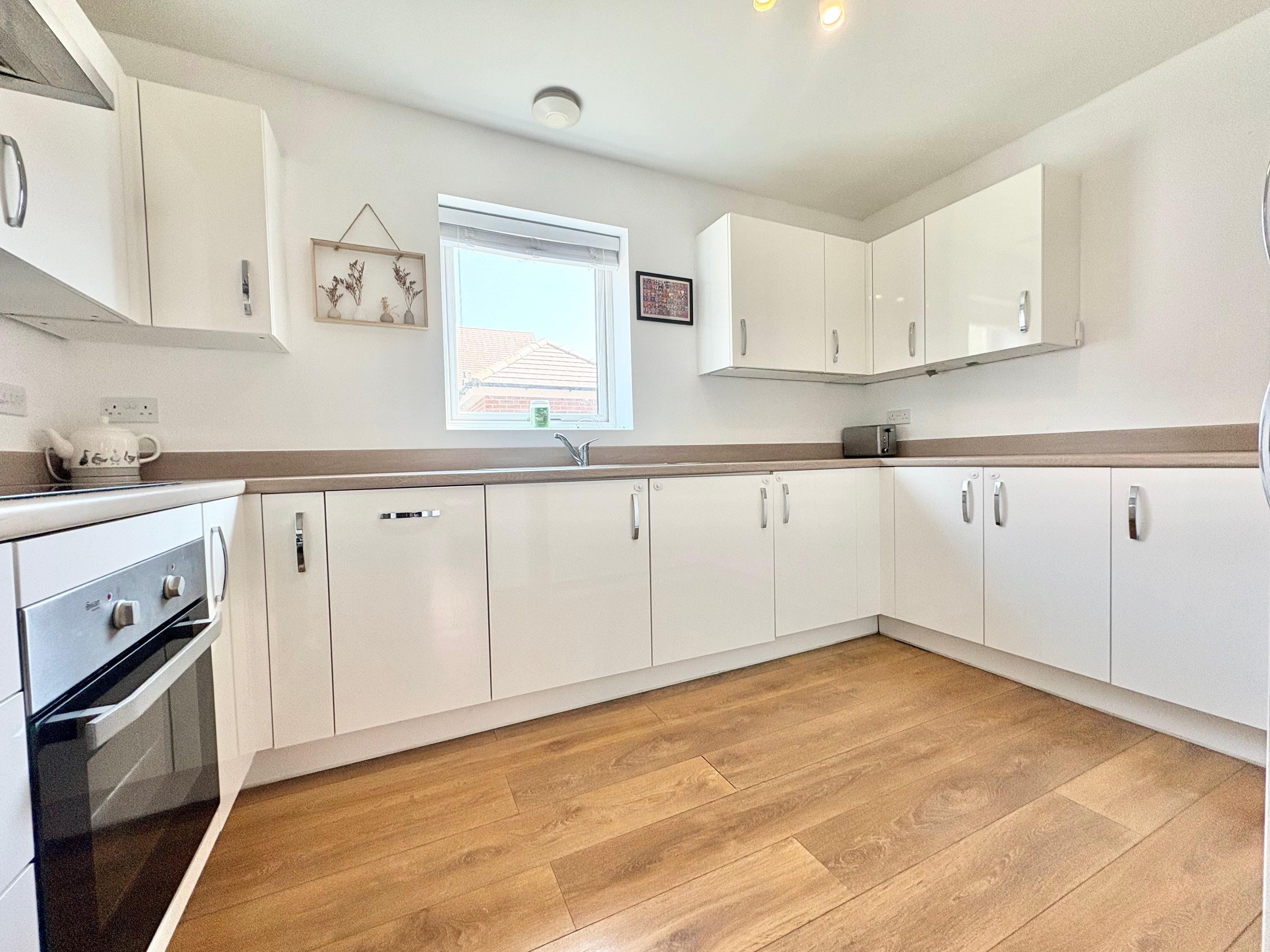 Santa Cruz Avenue, Bletchley, MK3, photo 4