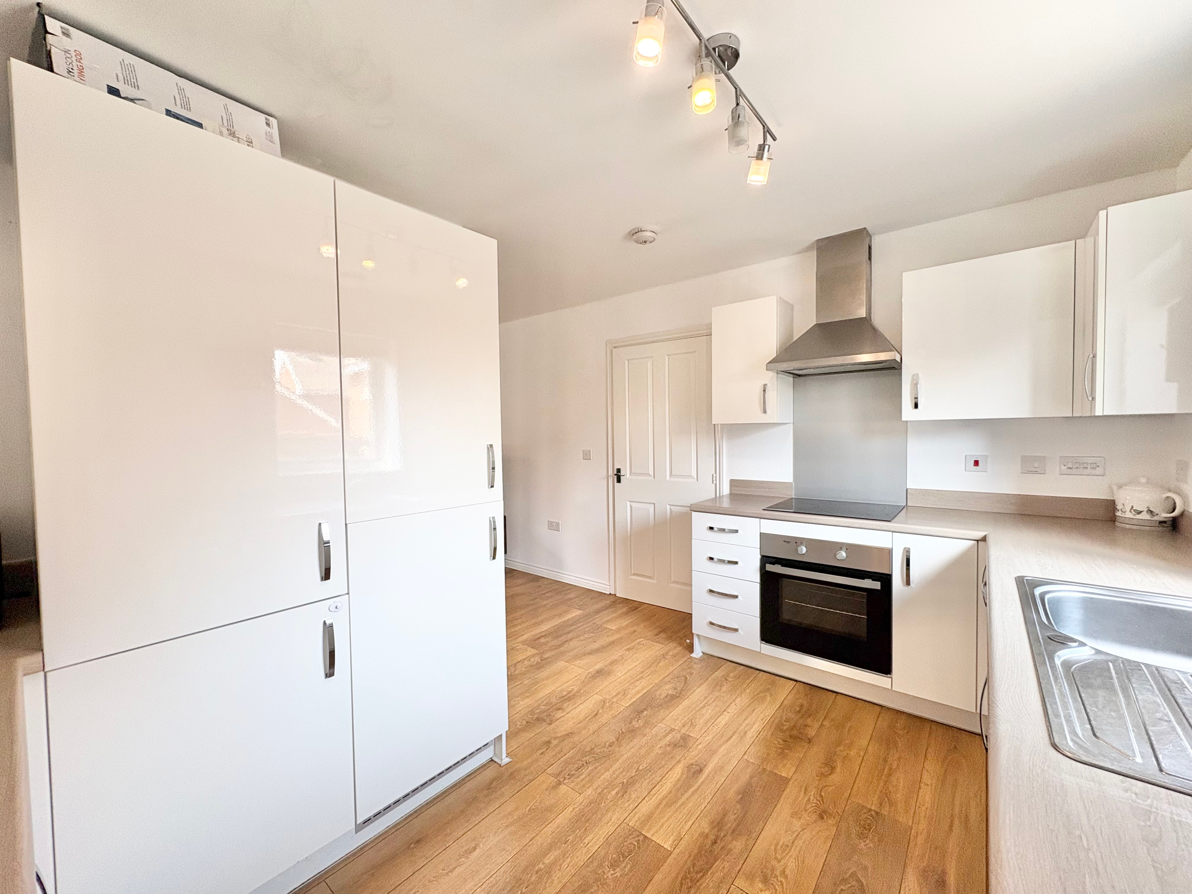 Santa Cruz Avenue, Bletchley, MK3, photo 6