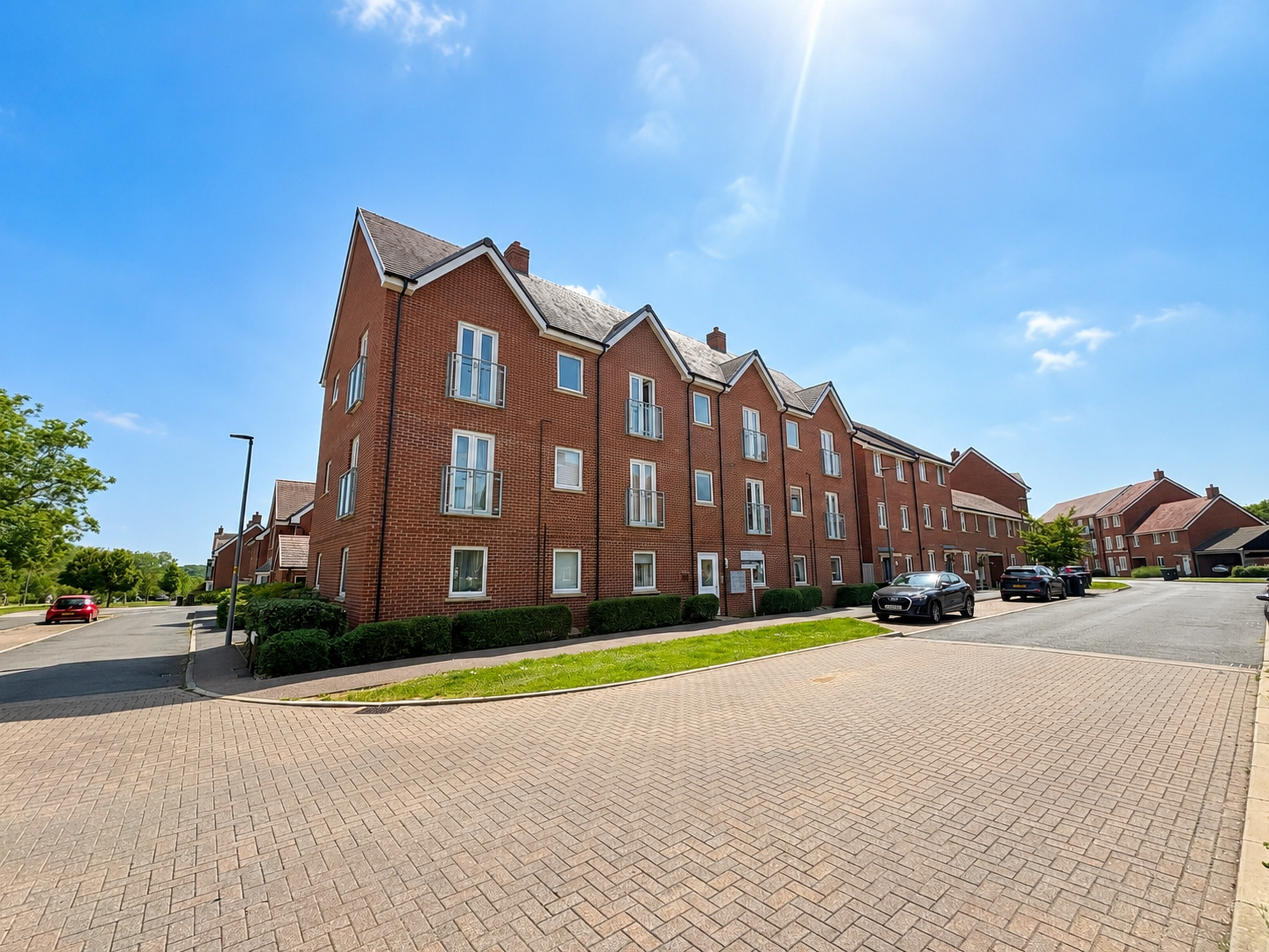 Santa Cruz Avenue, Bletchley, MK3, photo 5