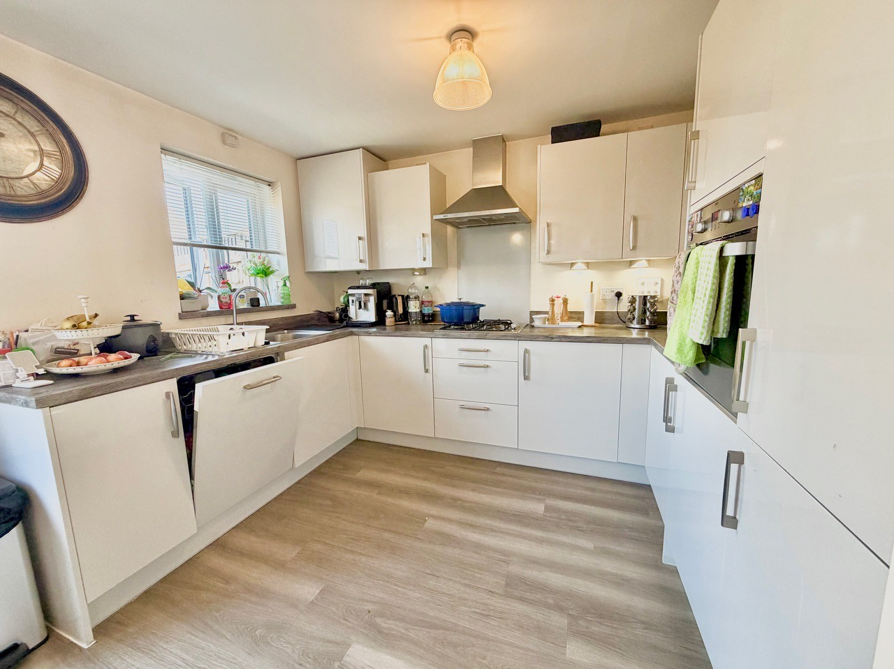Kitchener Drive, Eaton Leys, MK17, photo 5