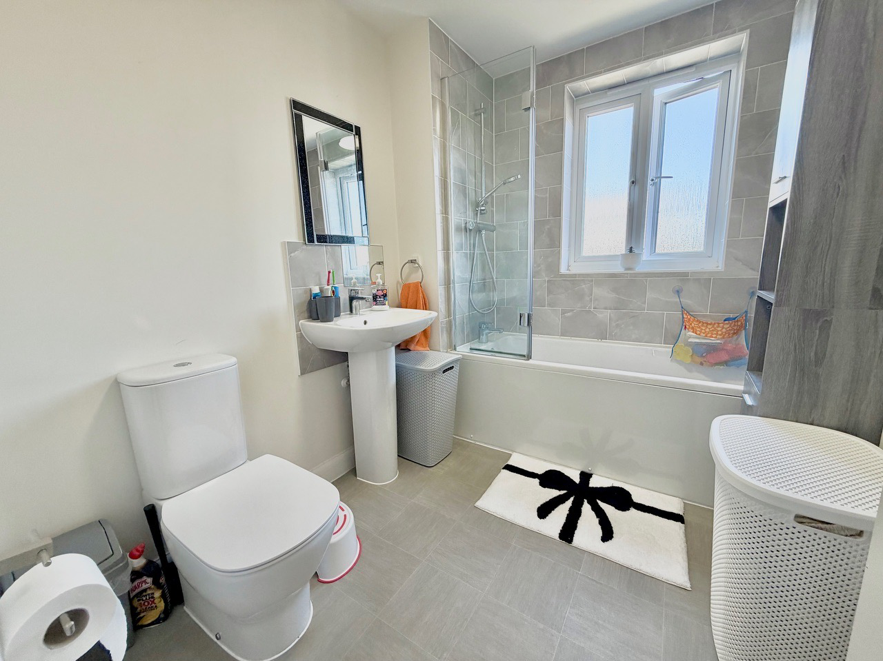 Kitchener Drive, Eaton Leys, MK17, photo 10