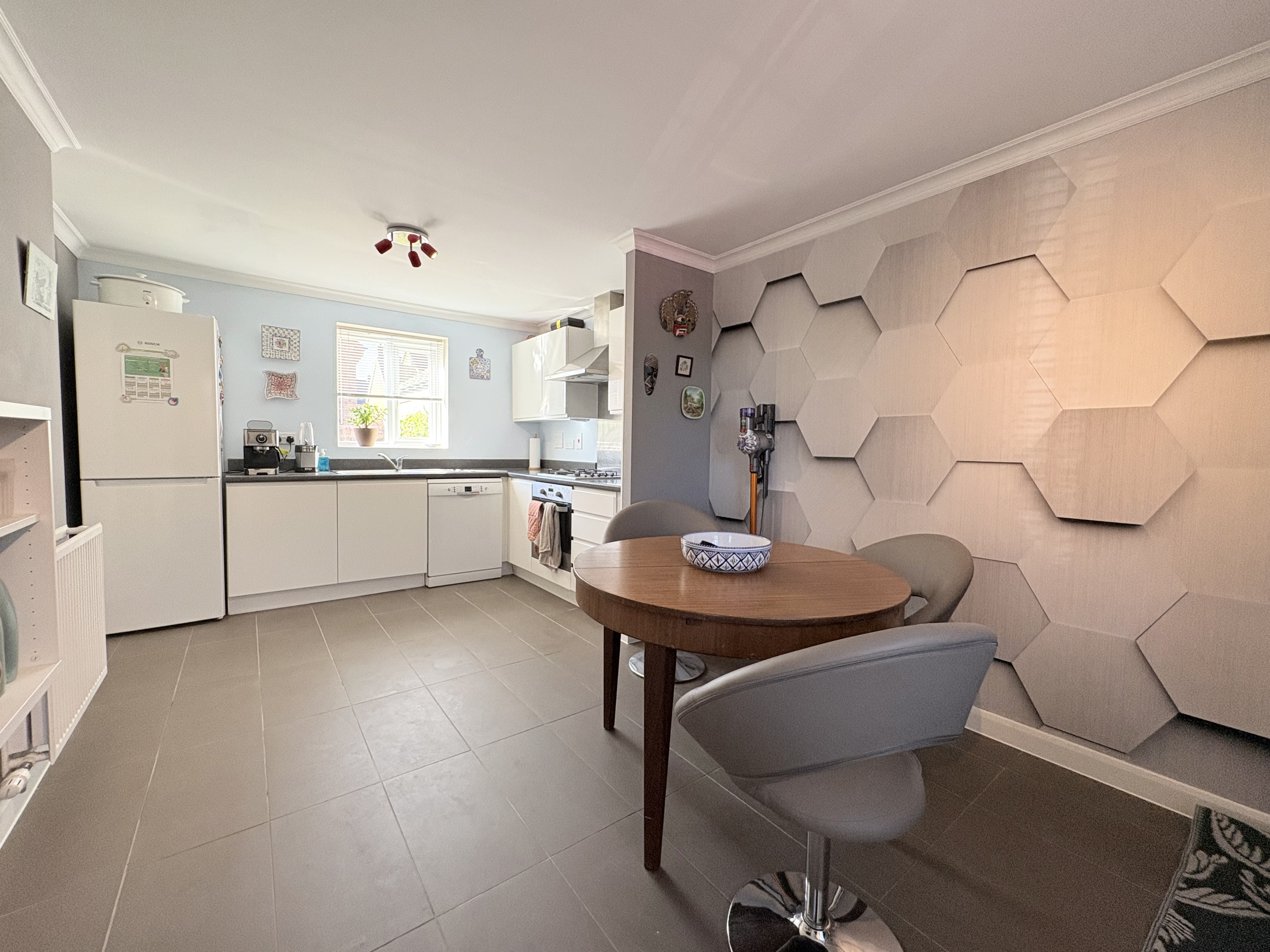 Lewis Close, Kempston, MK42, photo 6
