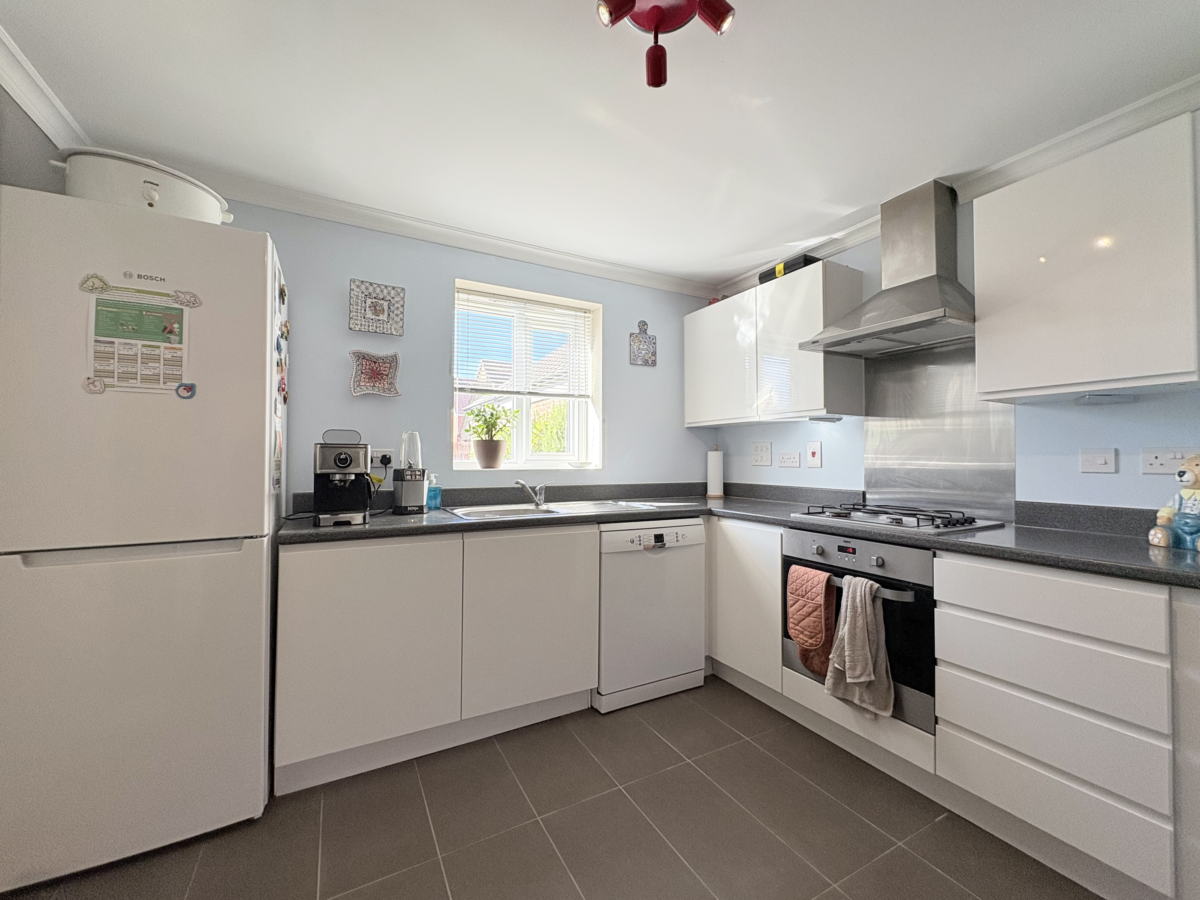 Lewis Close, Kempston, MK42, photo 5
