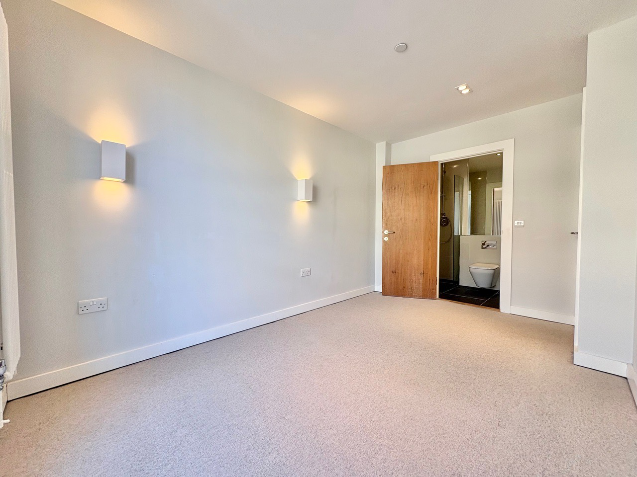 Upper Fourth Street, 258 Upper Fourth Street, MK9, photo 7
