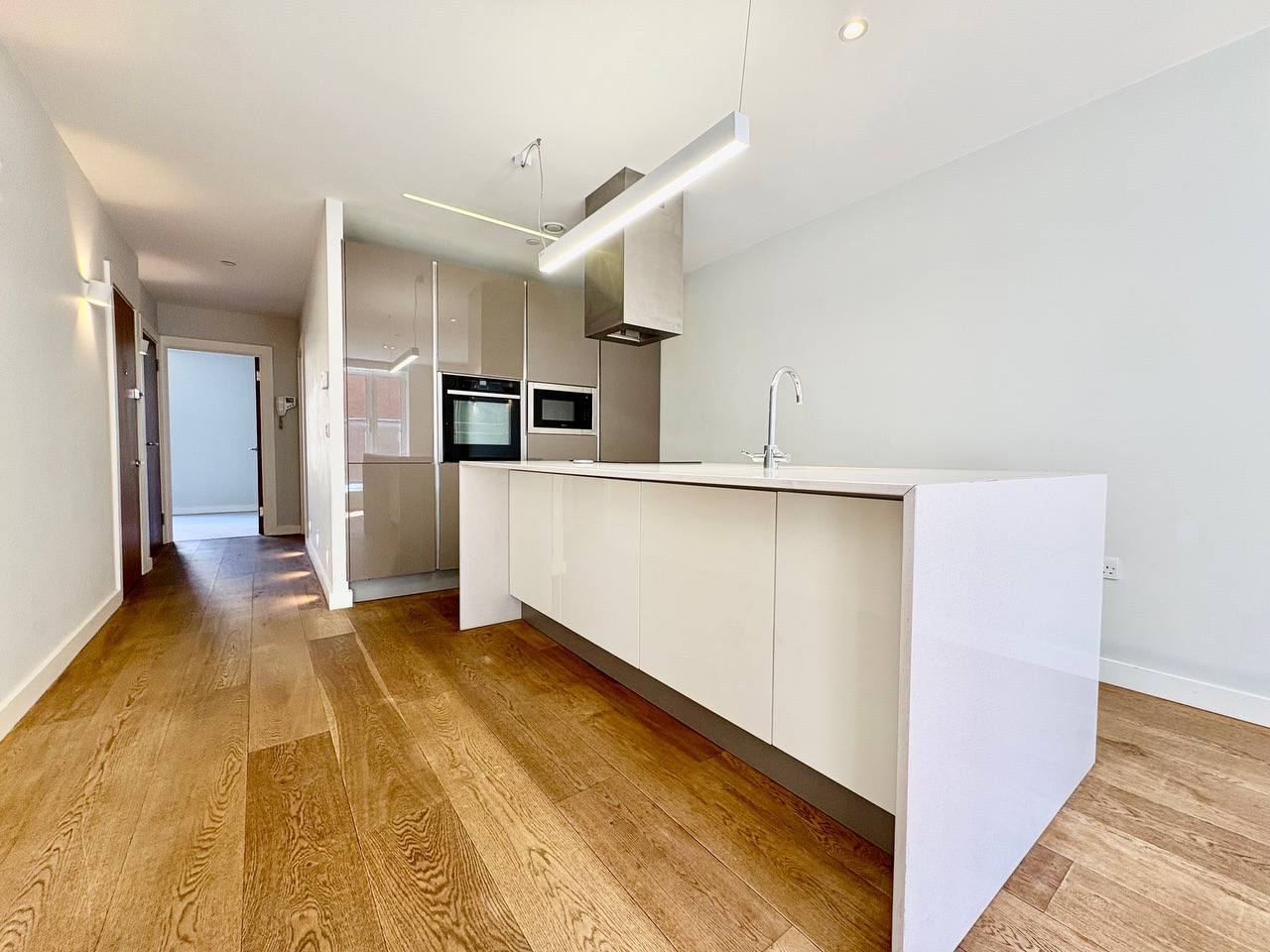 Upper Fourth Street, 258 Upper Fourth Street, MK9, photo 15