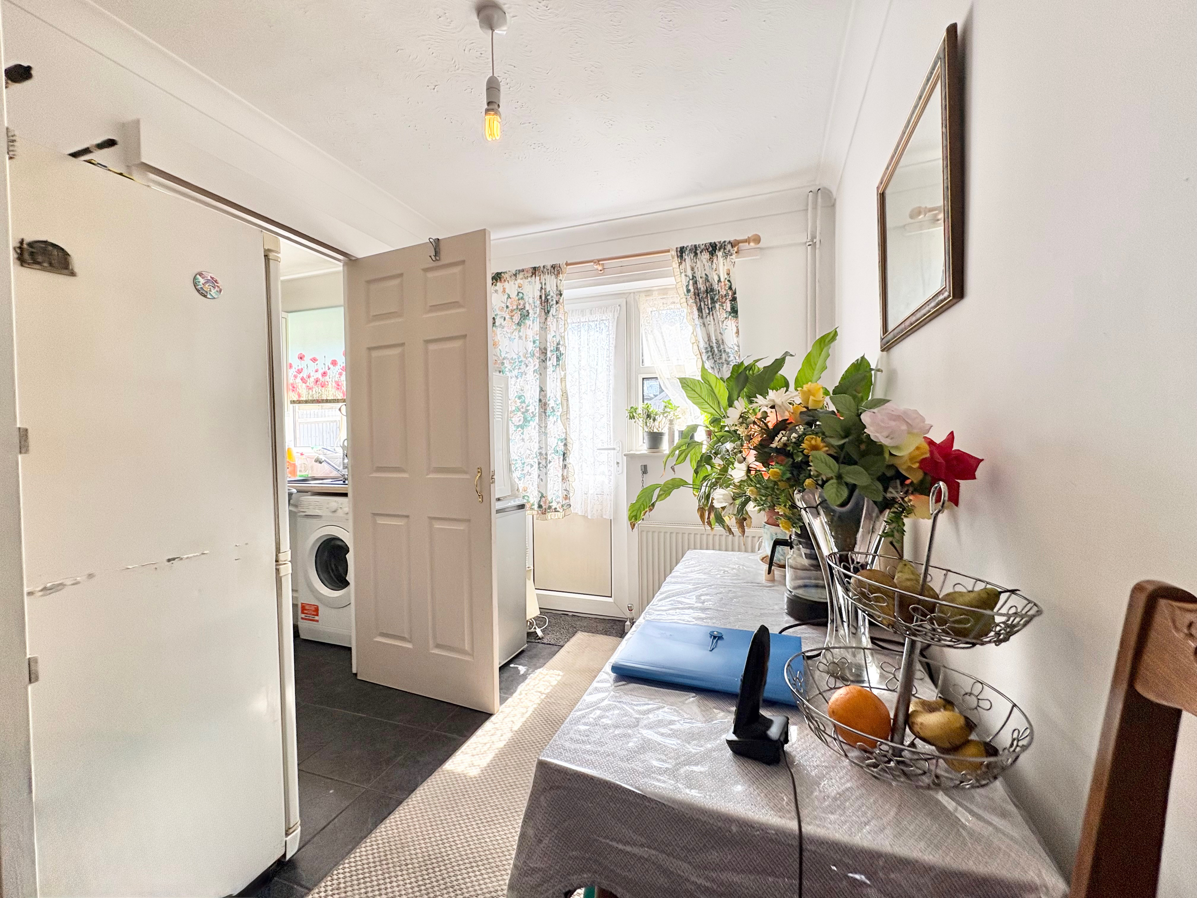 116a Germander Place Conniburrow Milton Keynes MK14 7DP, photo 11