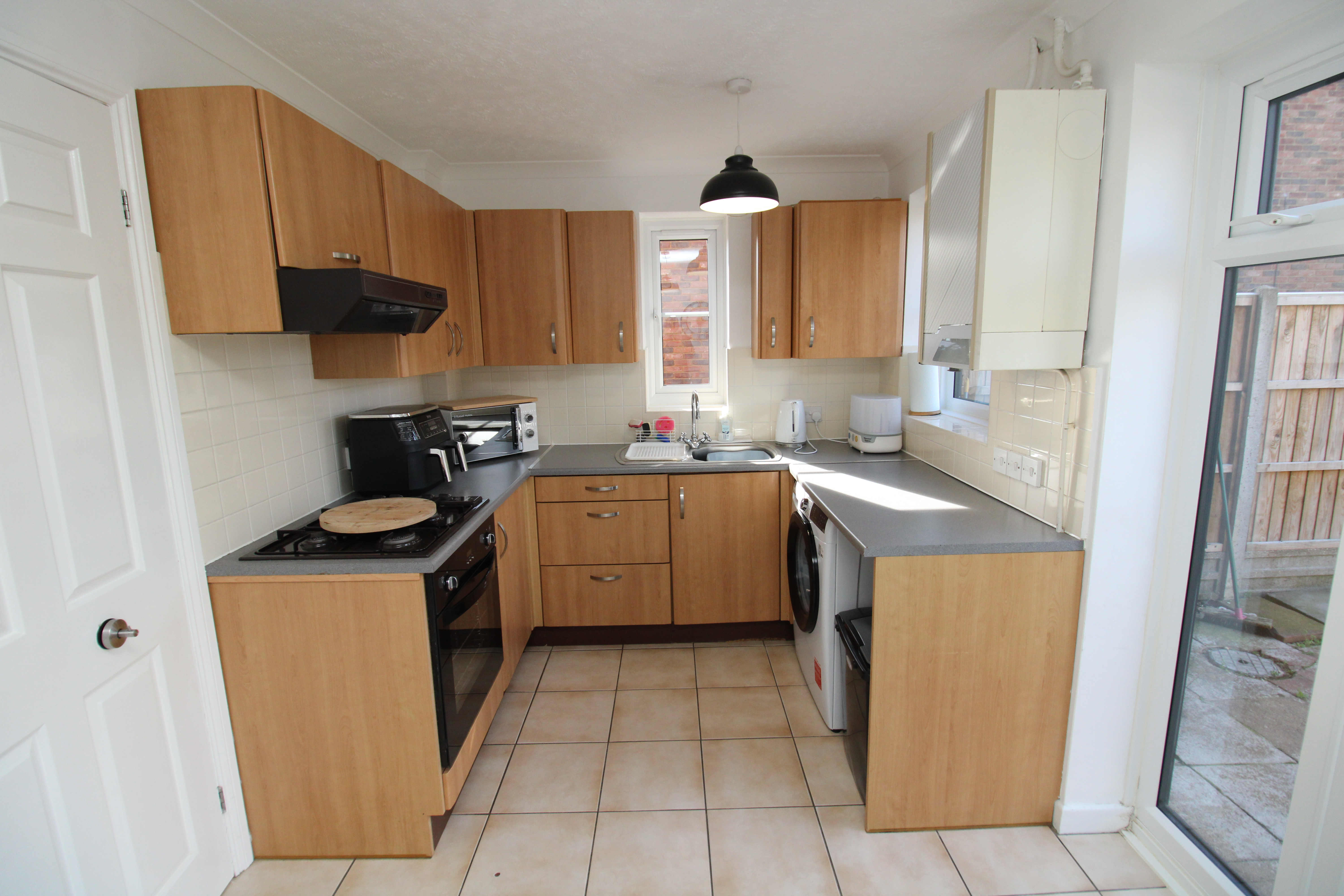 Bedford Road, Wootton, MK43, photo 3