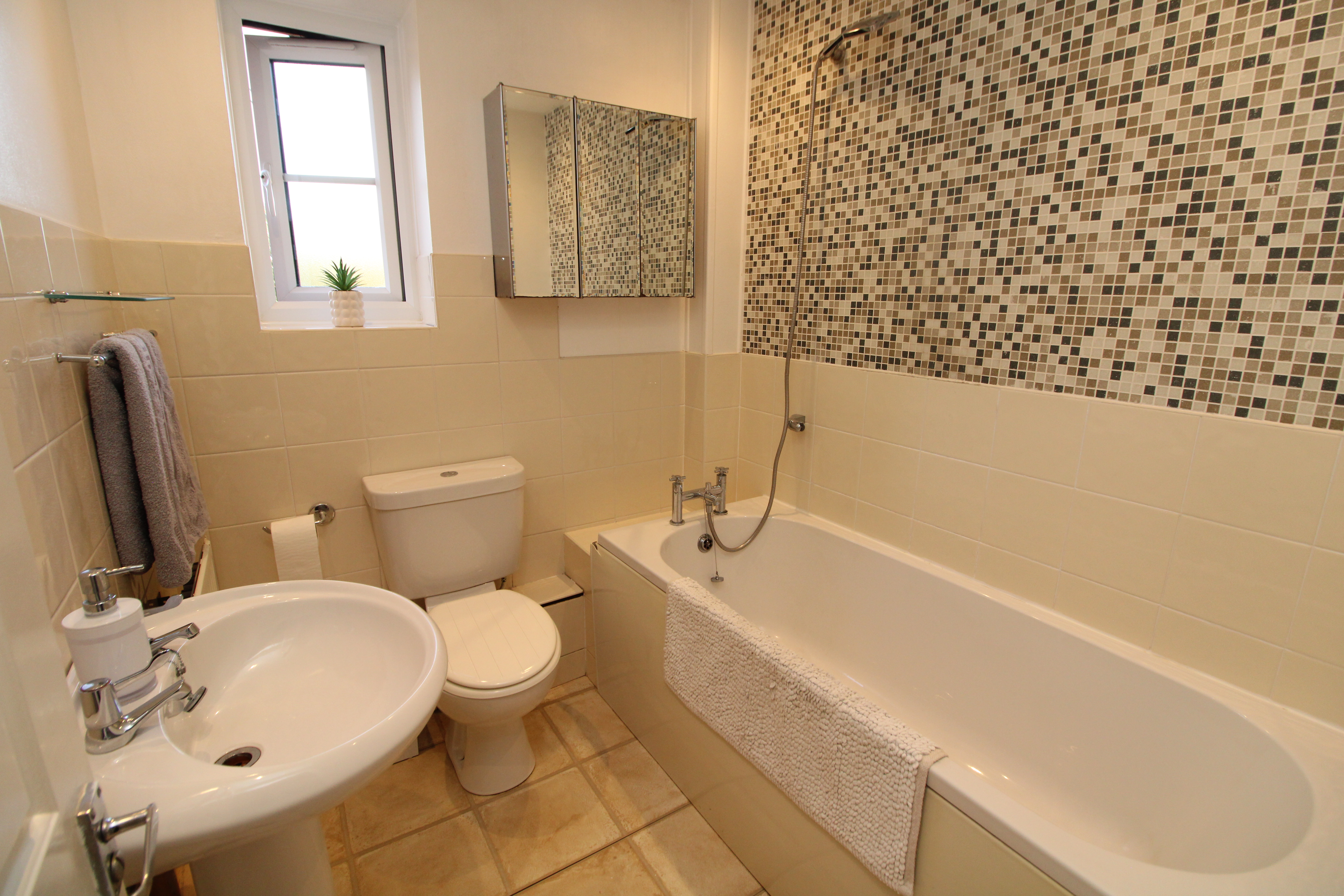 Bedford Road, Wootton, MK43, photo 10
