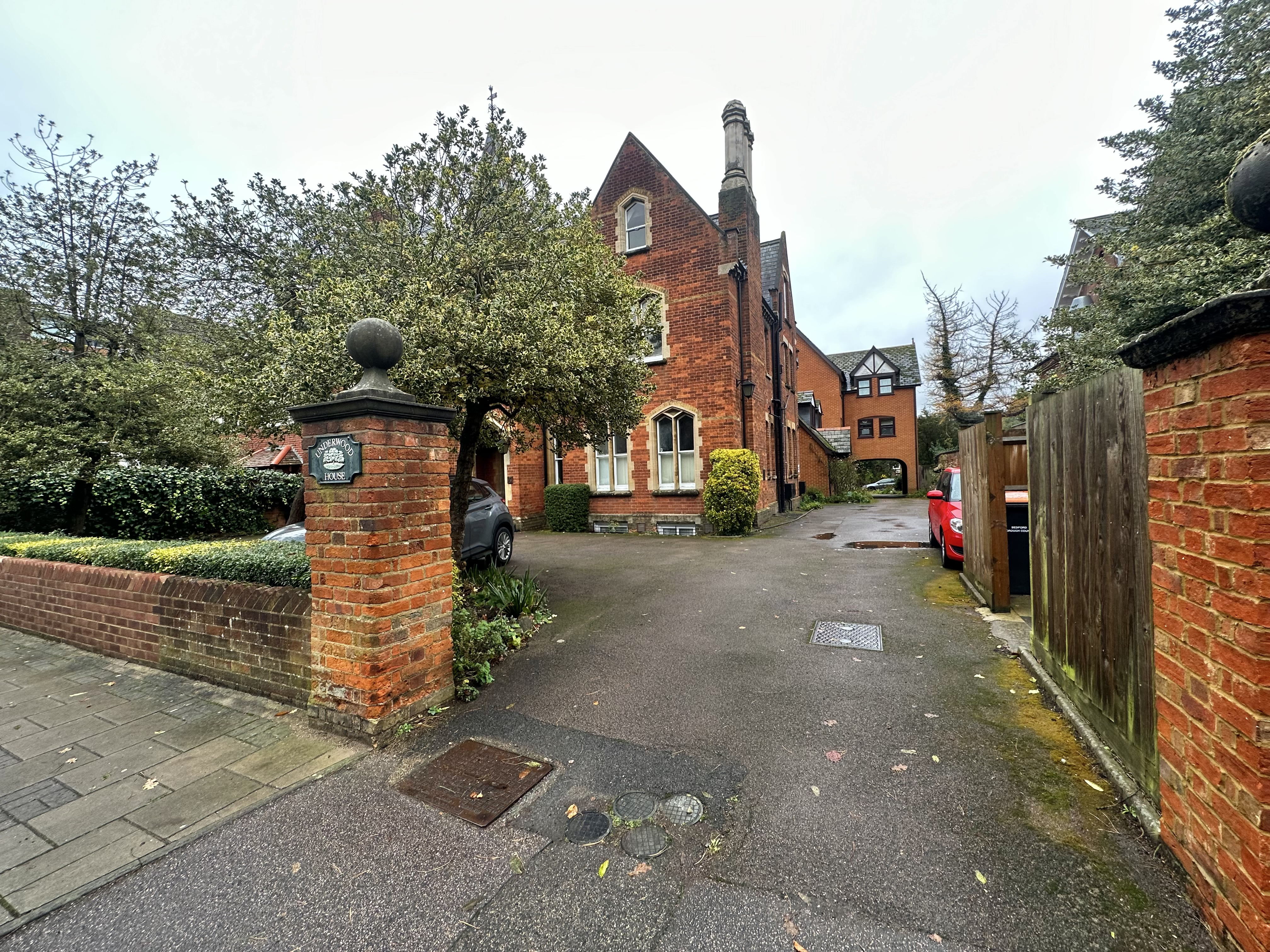 Rothsay Gardens, Underwood House, MK40