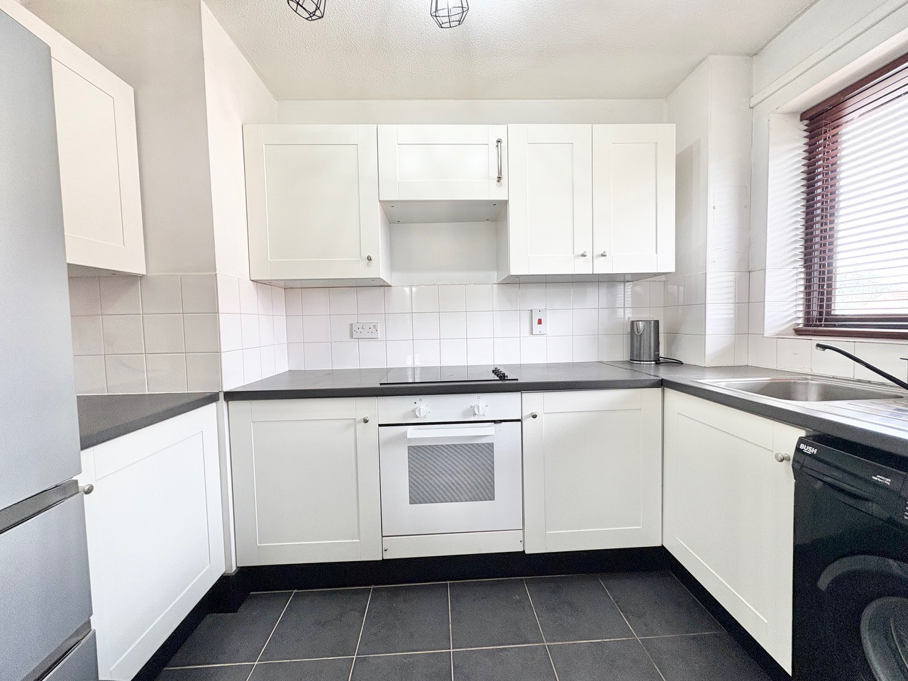 Ticehurst Close, Kents Hill, MK7, photo 3
