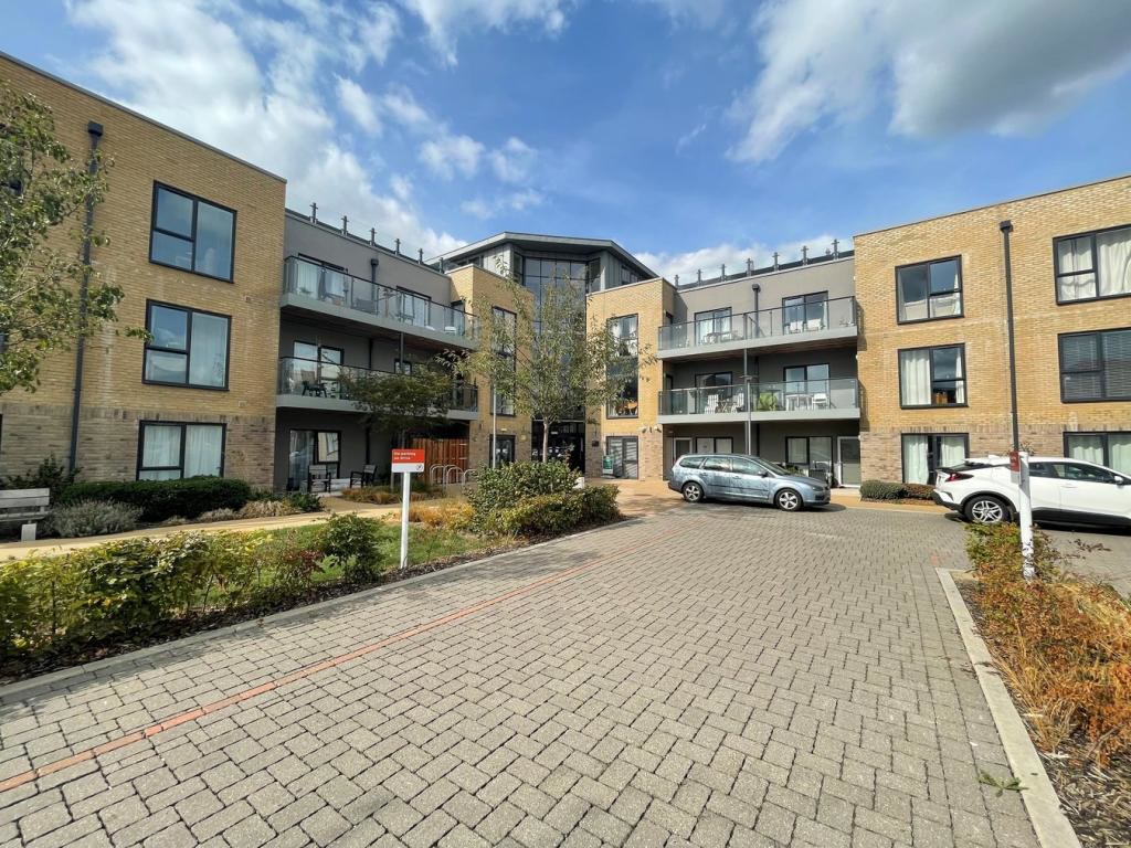 St Edmunds Way, CB22, photo 14