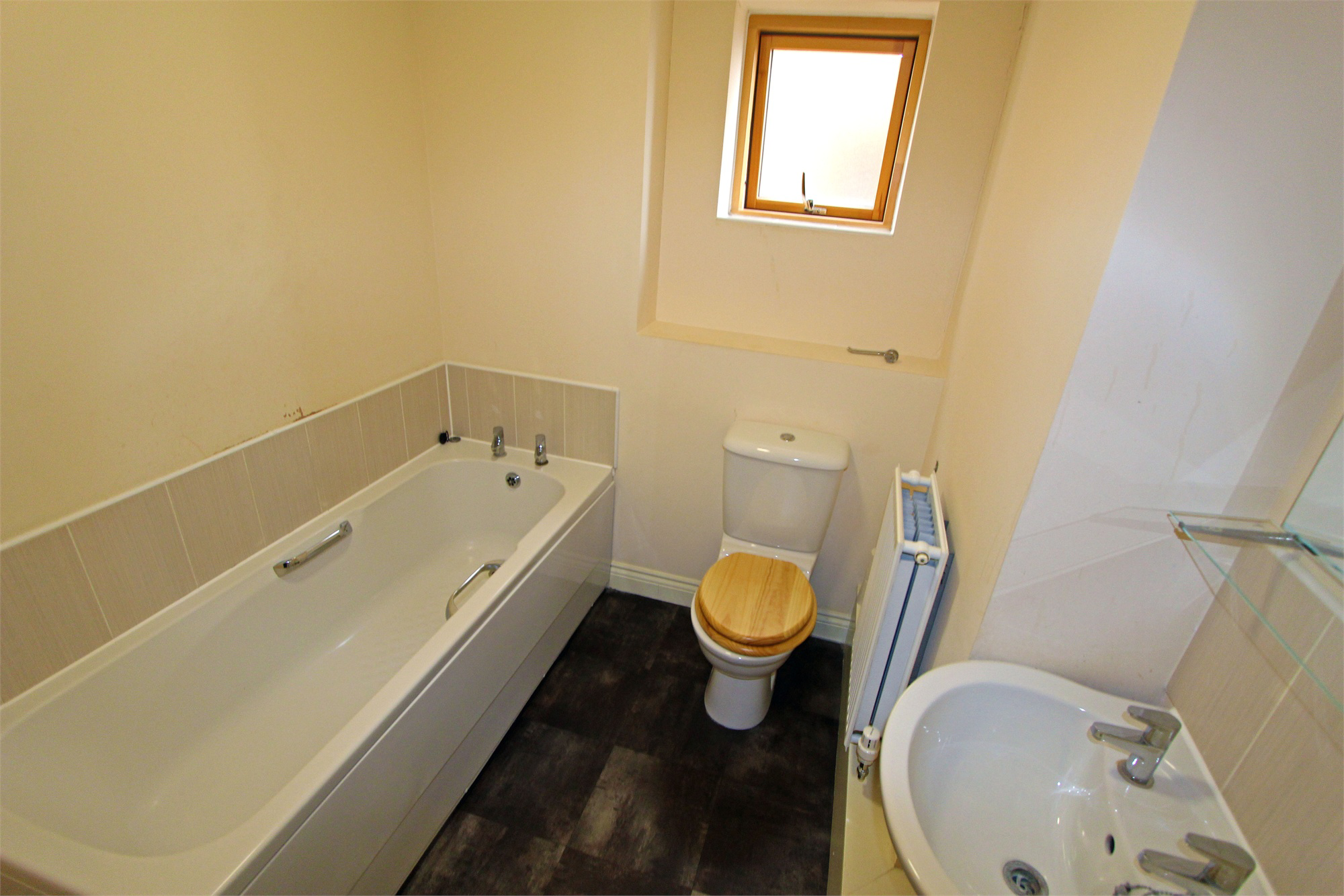 Countess Way, Broughton, MK10, photo 5