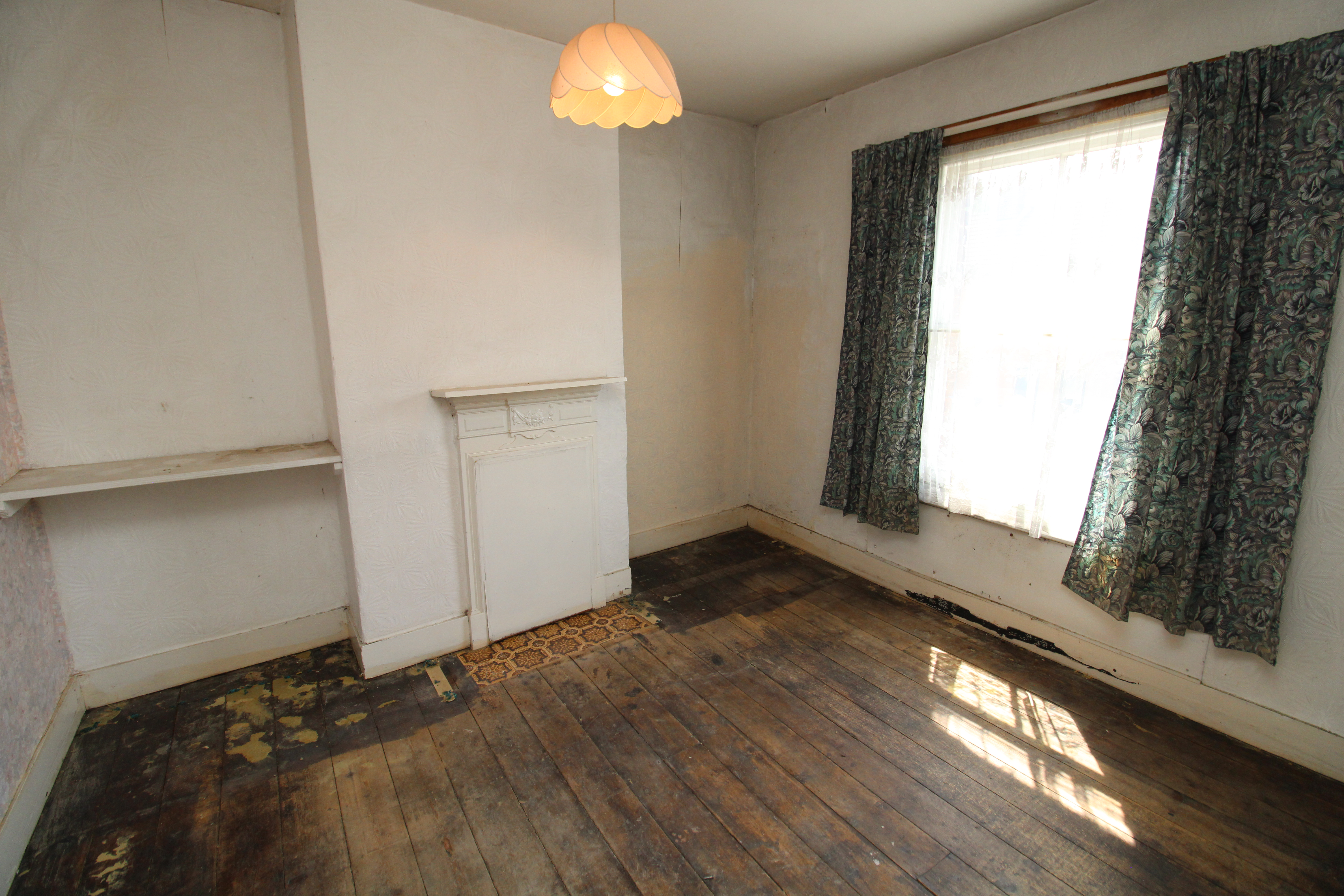 High Street, Clapham, MK41, photo 14