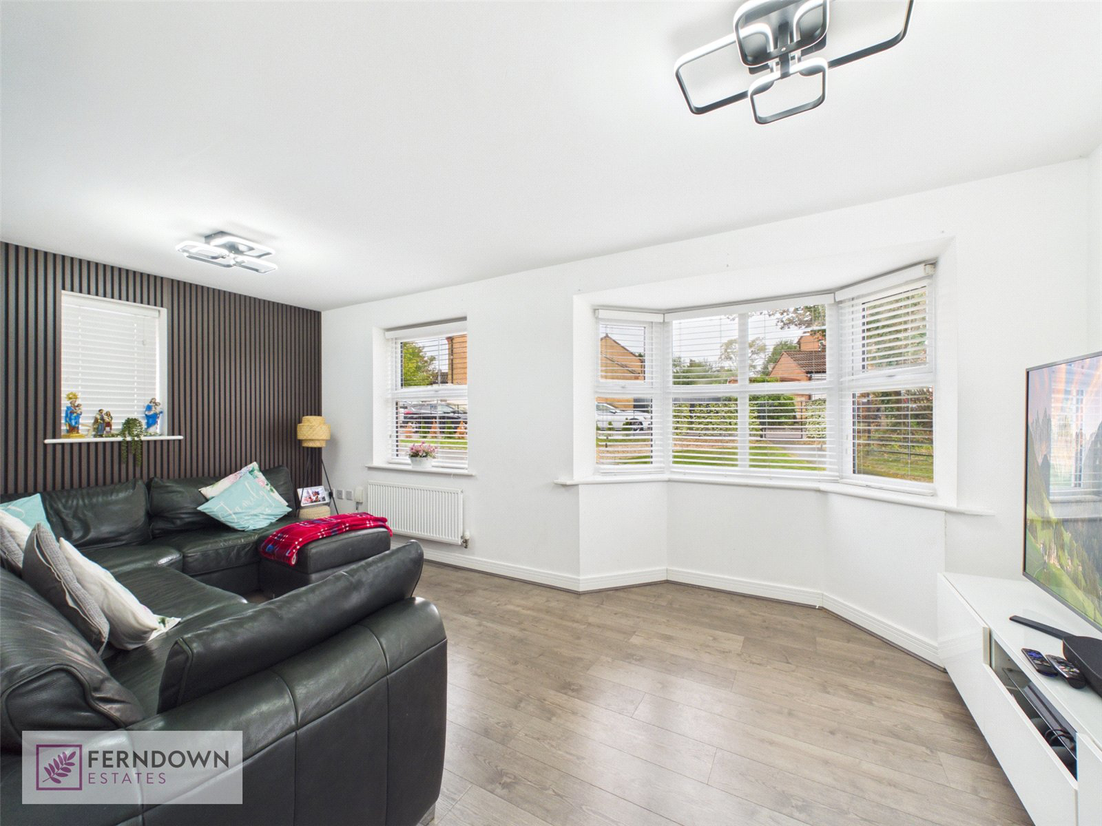Swan Drive, Kingshurst, Birmingham, West Midlands, B37, photo 4
