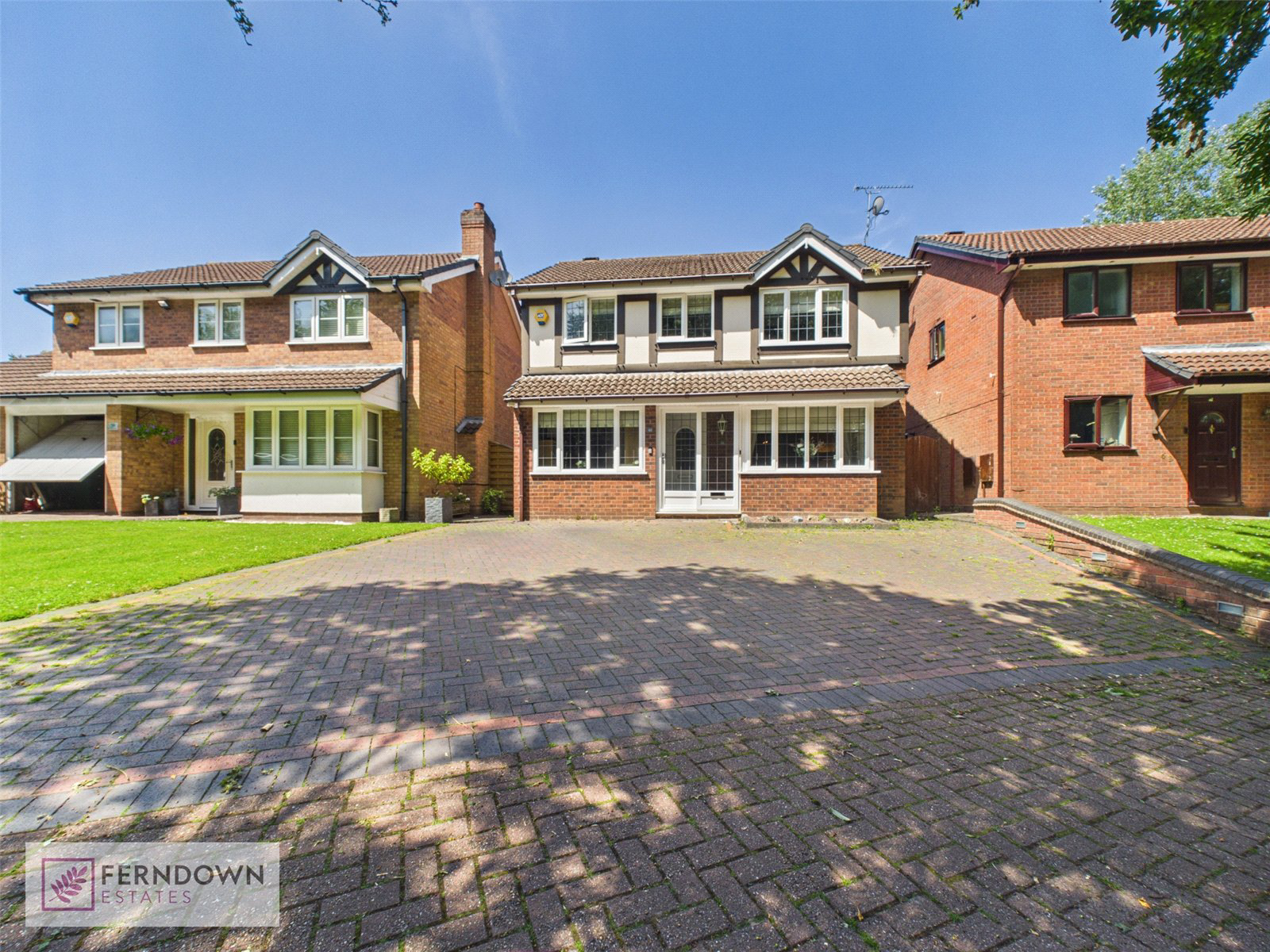 Whitford Drive, Monkspath, Solihull, West Midlands, B90