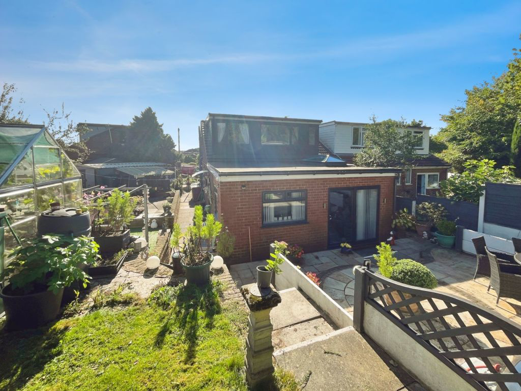 Wentworth Avenue, Farnworth, photo 5