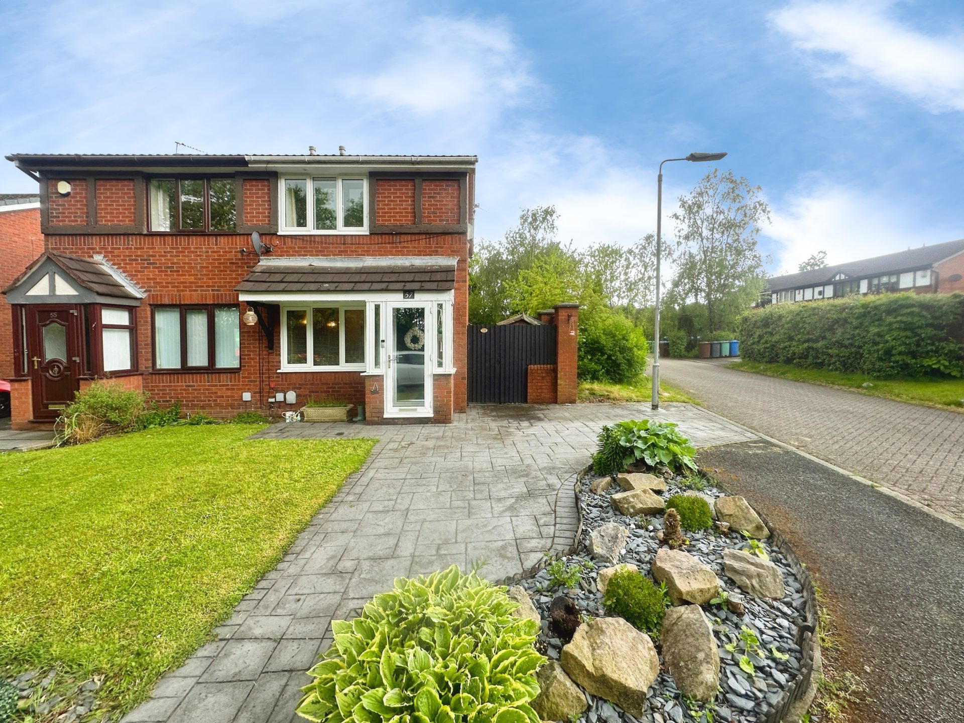 St. Georges Road, Unsworth