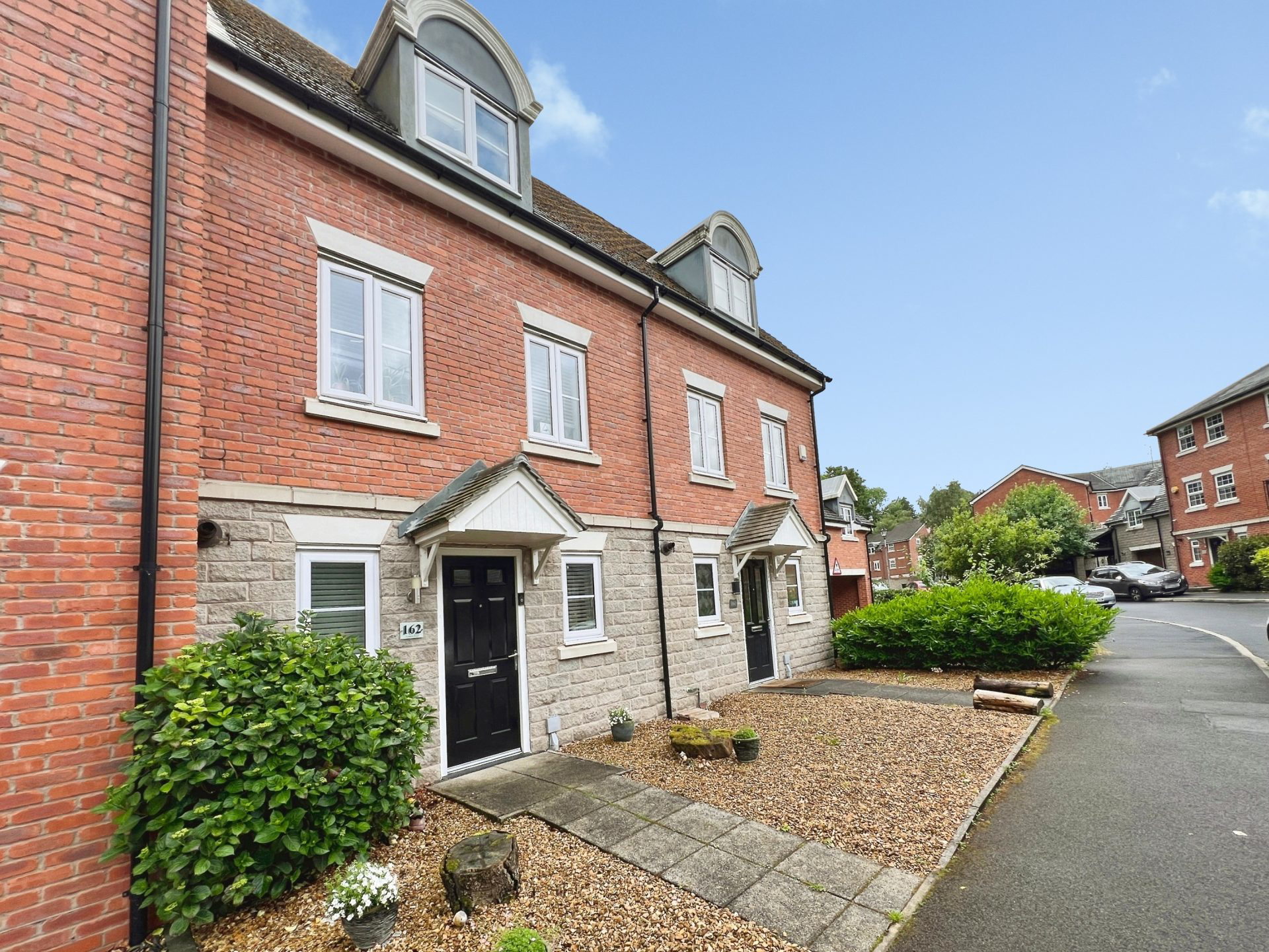 Temple Road, Smithills