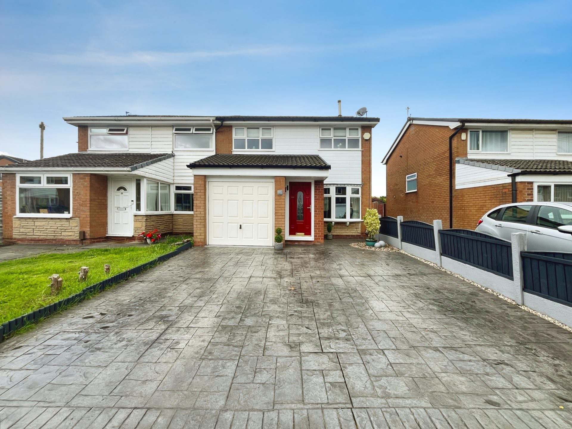 Lancaster Drive, Little Lever