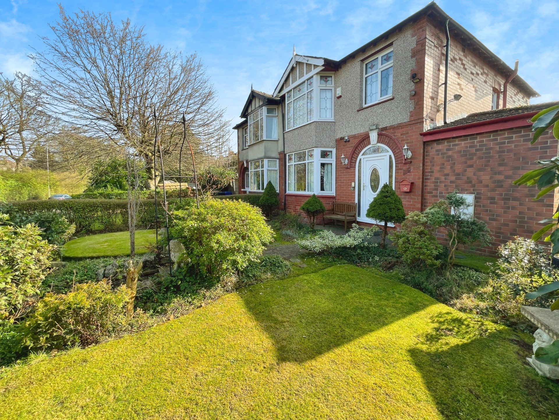 Hilton Lane, Prestwich