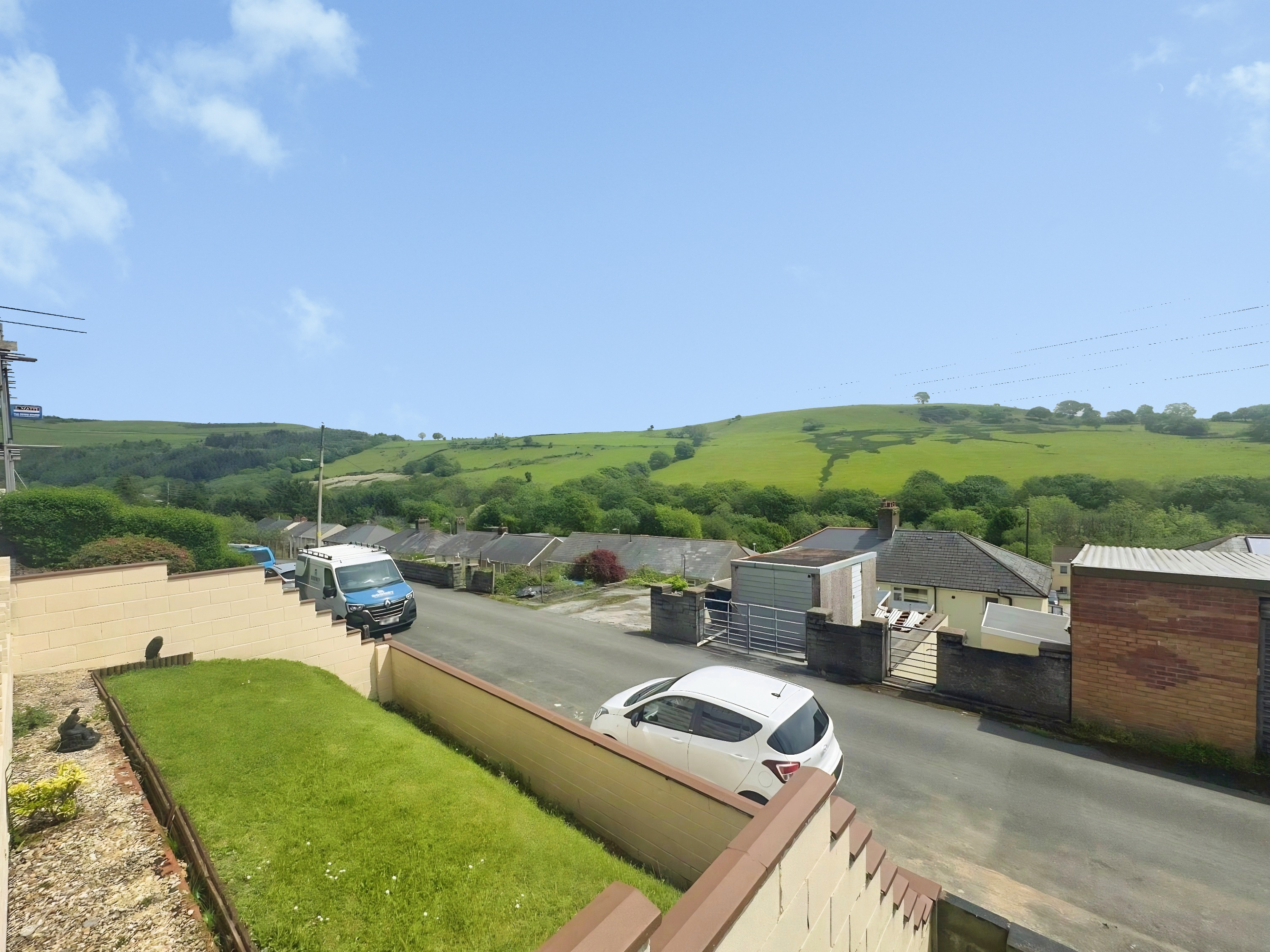 Heol Aelfryn, Pantyrawel, CF32, photo 14