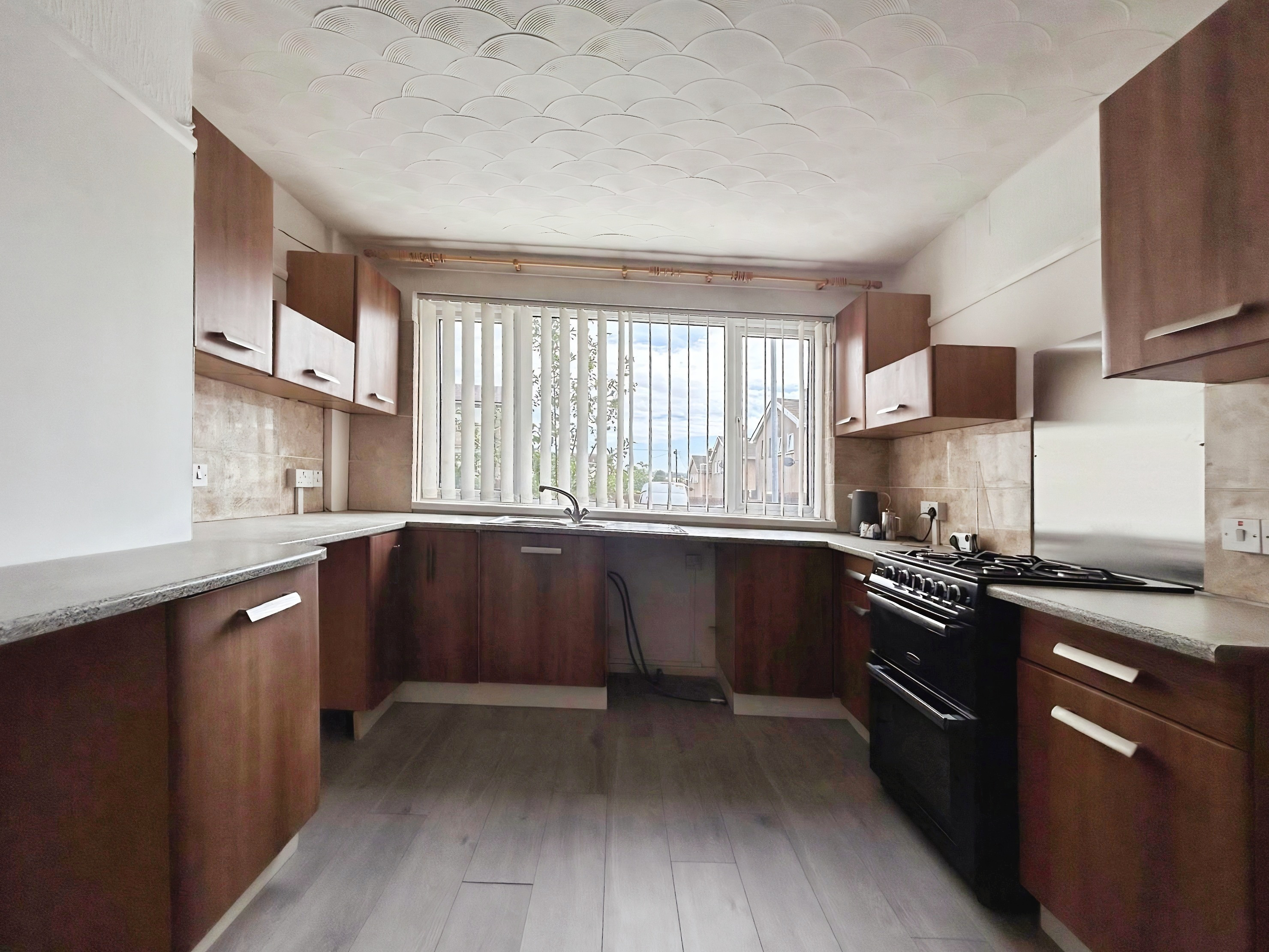 South View, Pencoed, CF35, photo 2