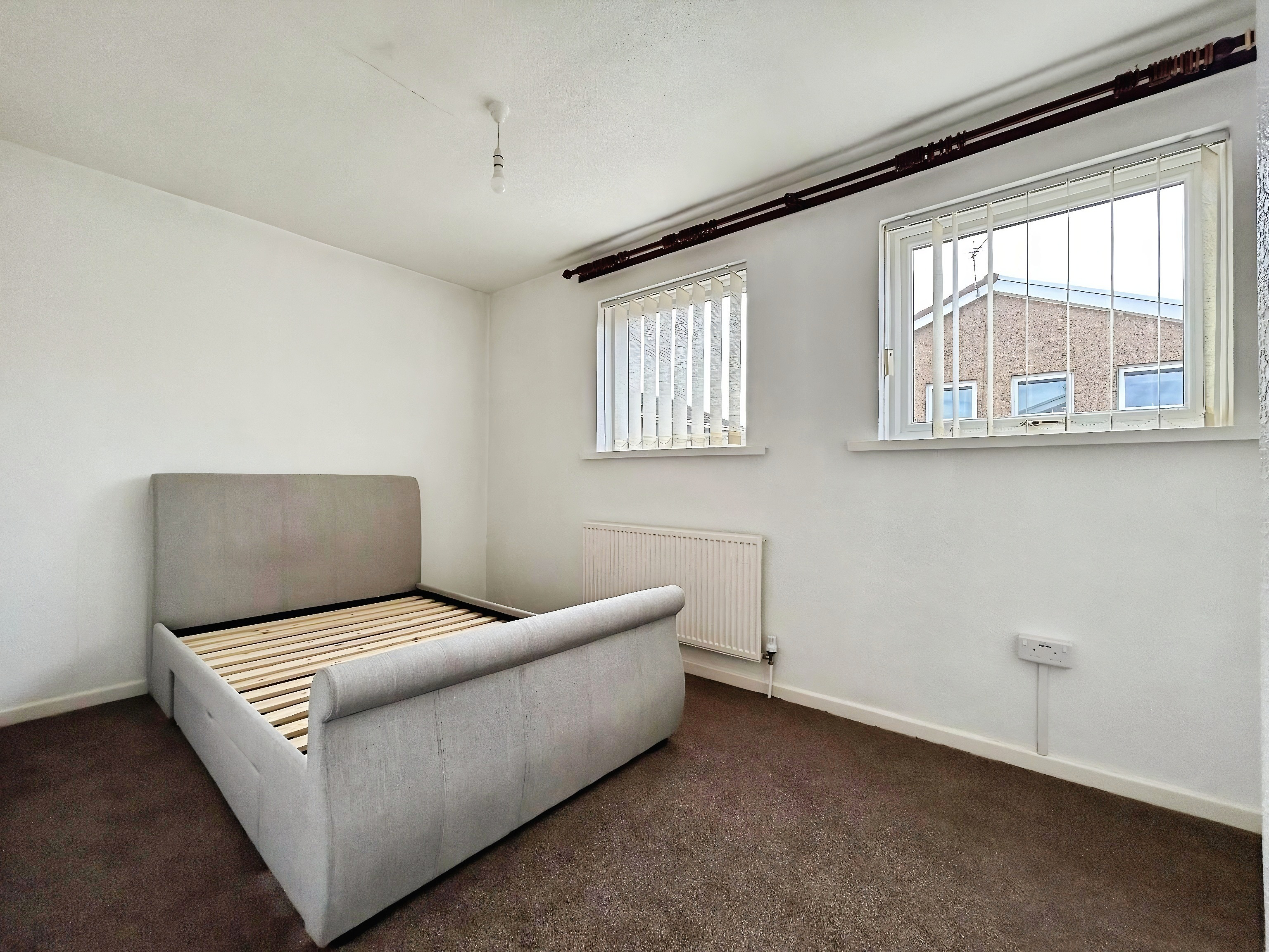 South View, Pencoed, CF35, photo 3