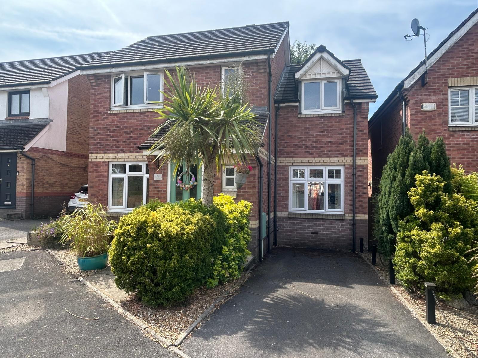 Ton View, Kenfig Hill, CF33