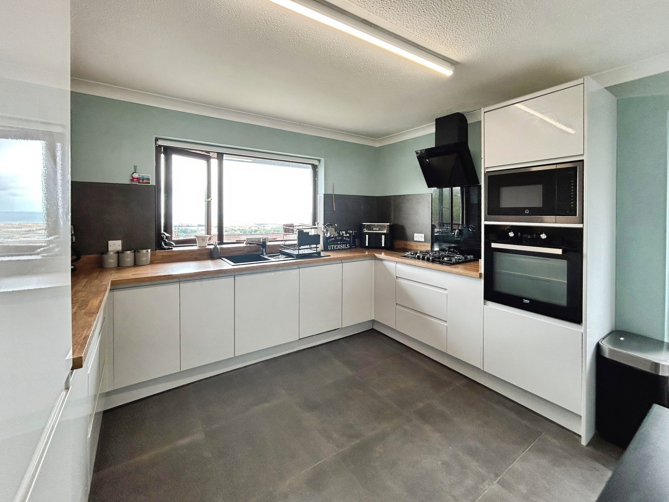 Baglan Heights, Baglan, SA12, photo 4