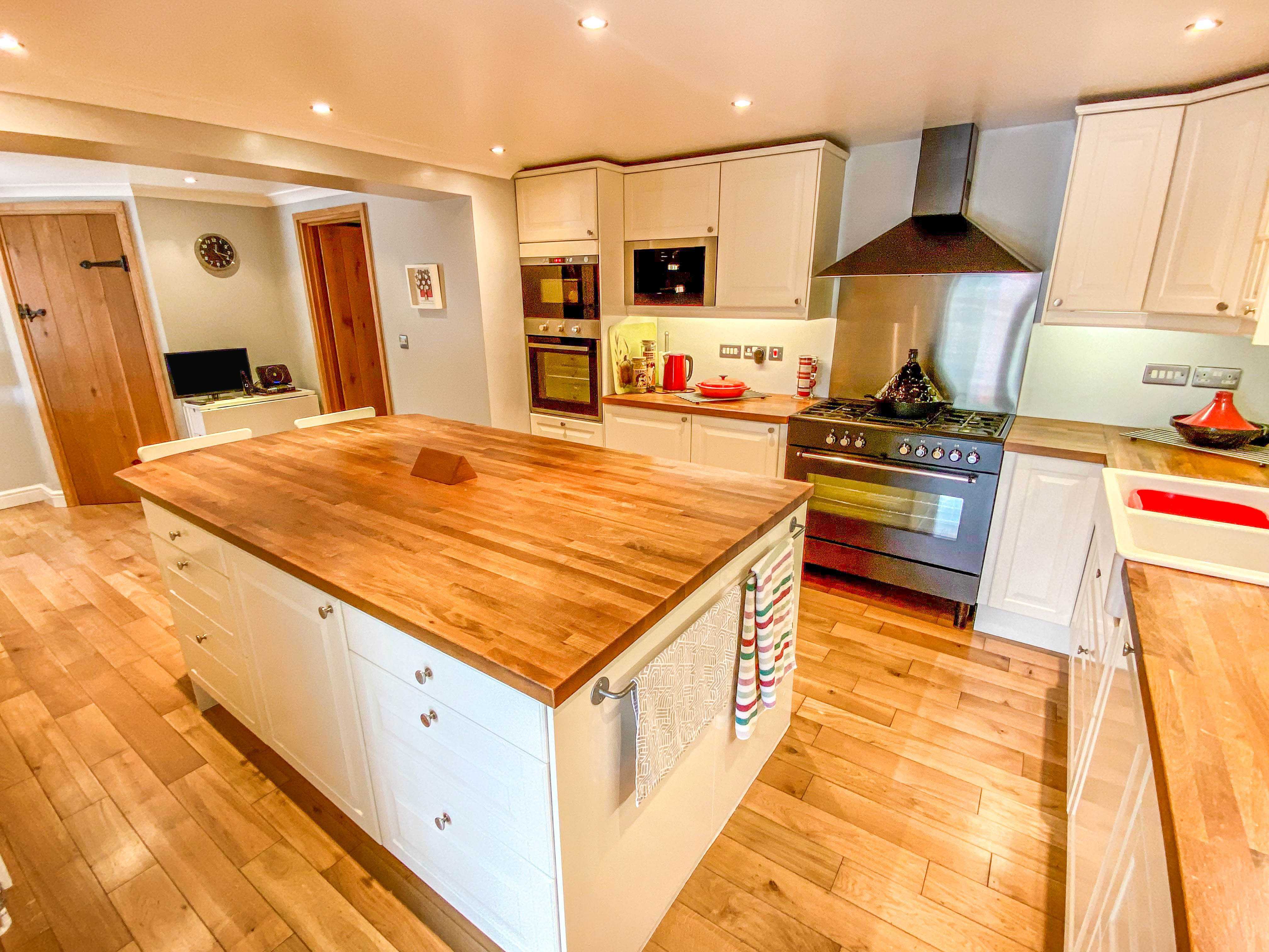Bridgend Road, Llangynwyd, CF34, photo 6
