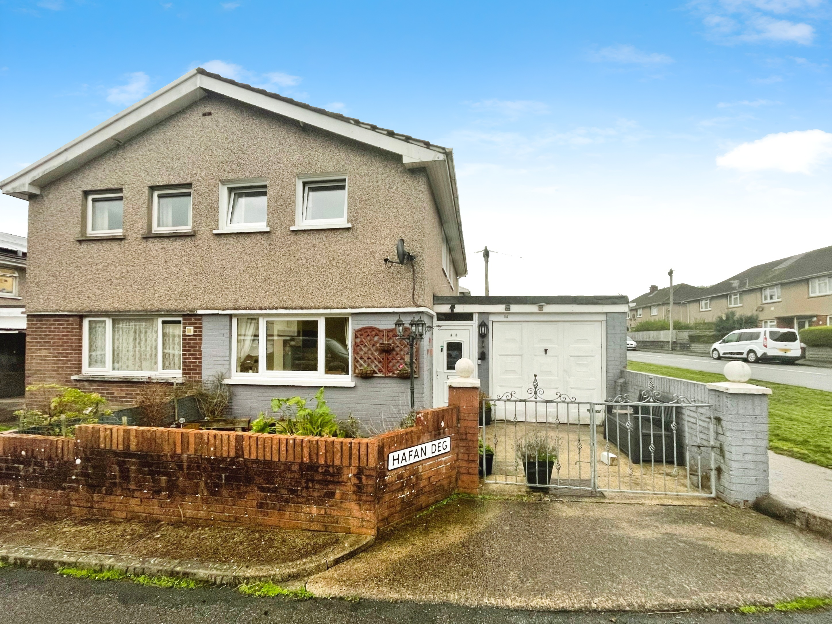 Hafan Deg, Pencoed, CF35