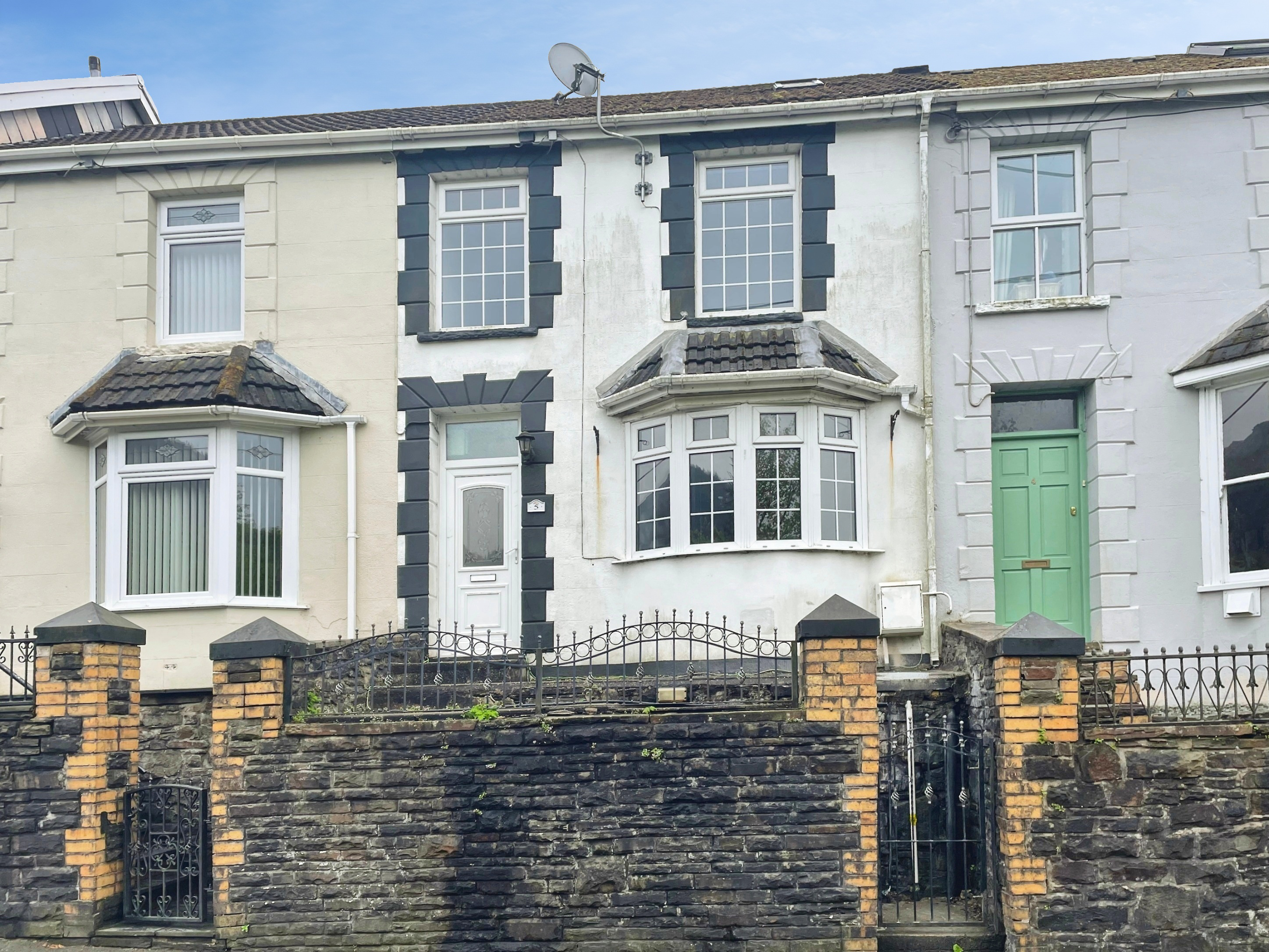 Station Road, Cymmer, SA13