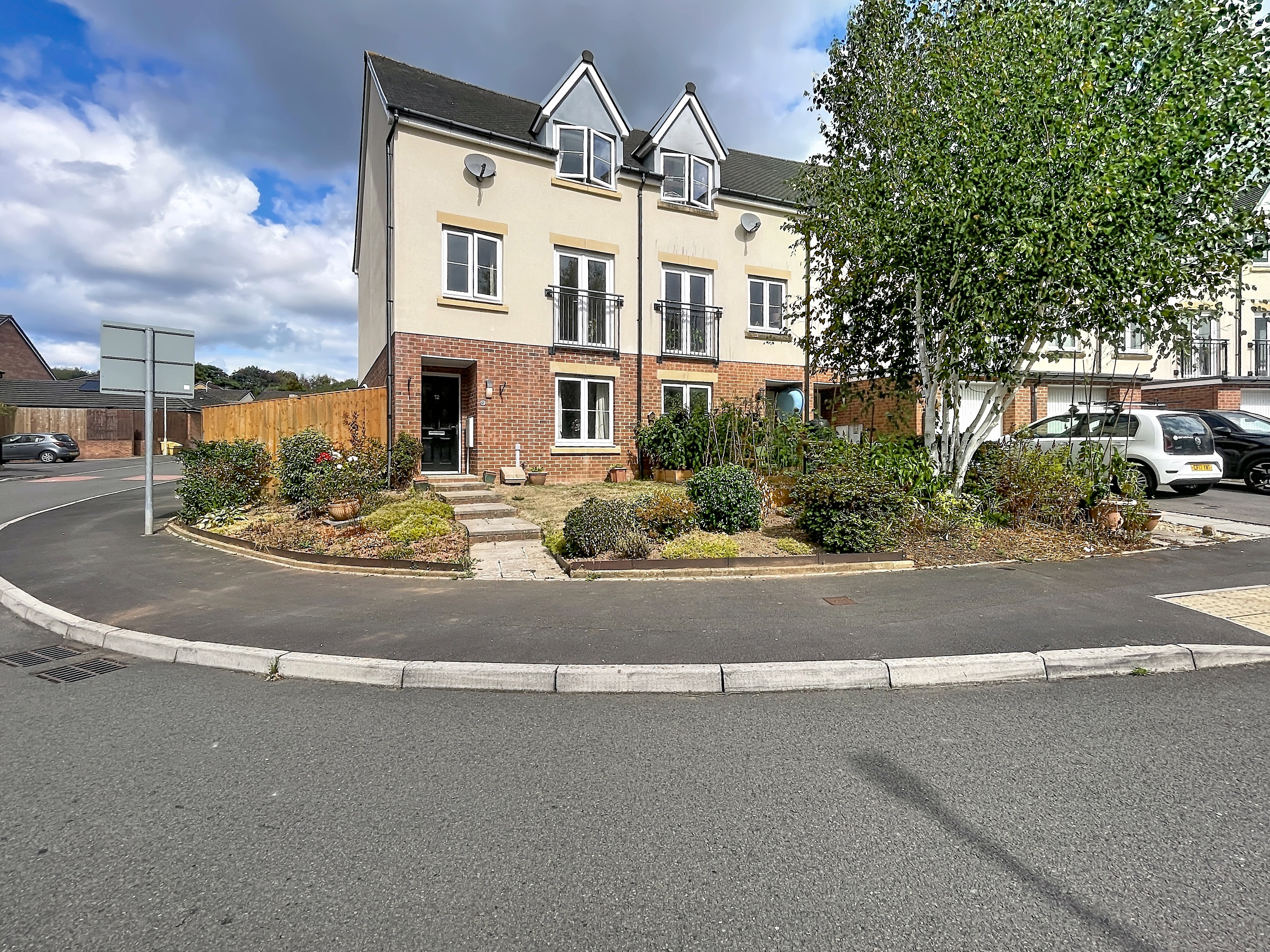 Wood Green, Bridgend, CF31, photo 32