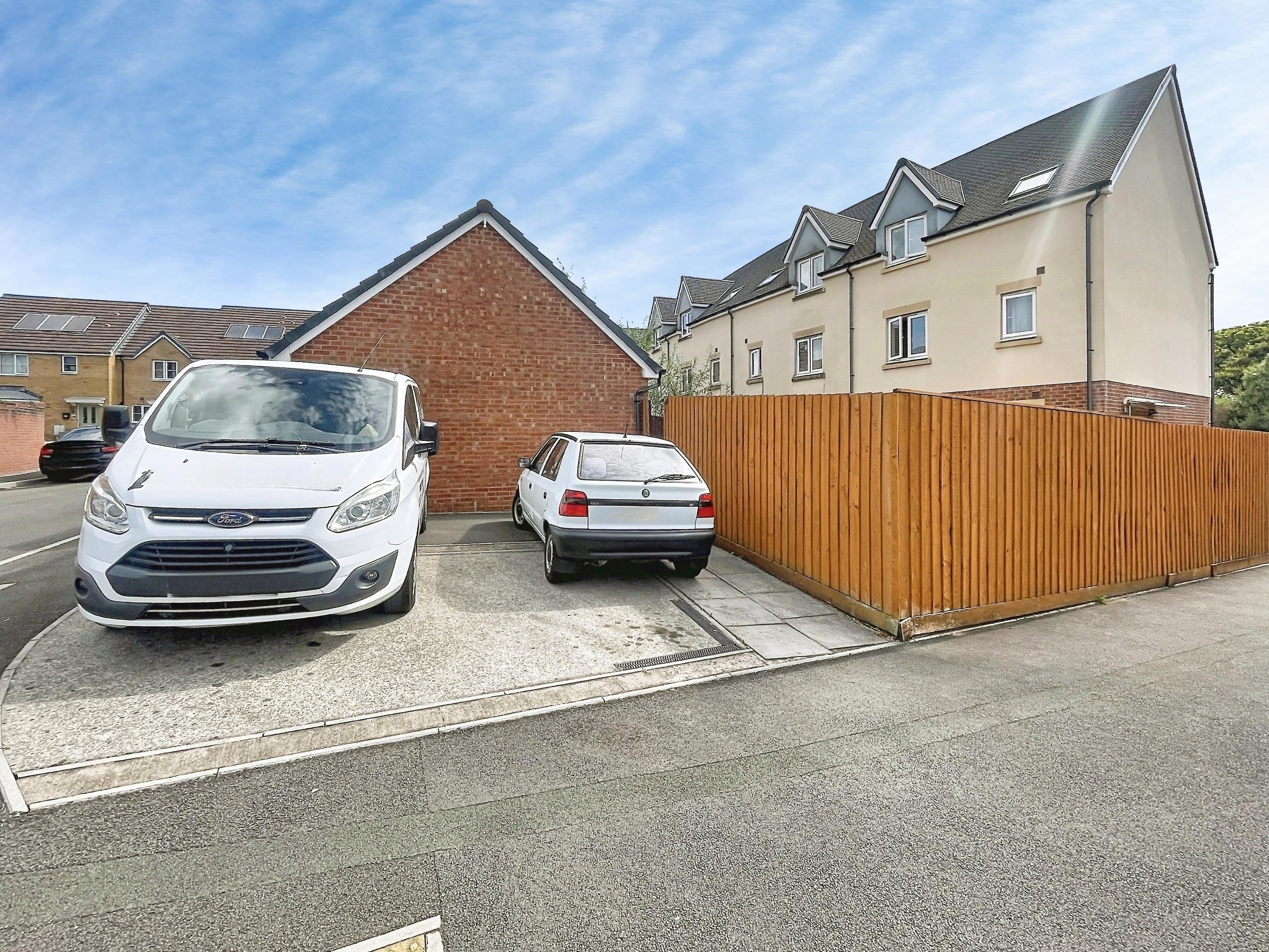 Wood Green, Bridgend, CF31, photo 16