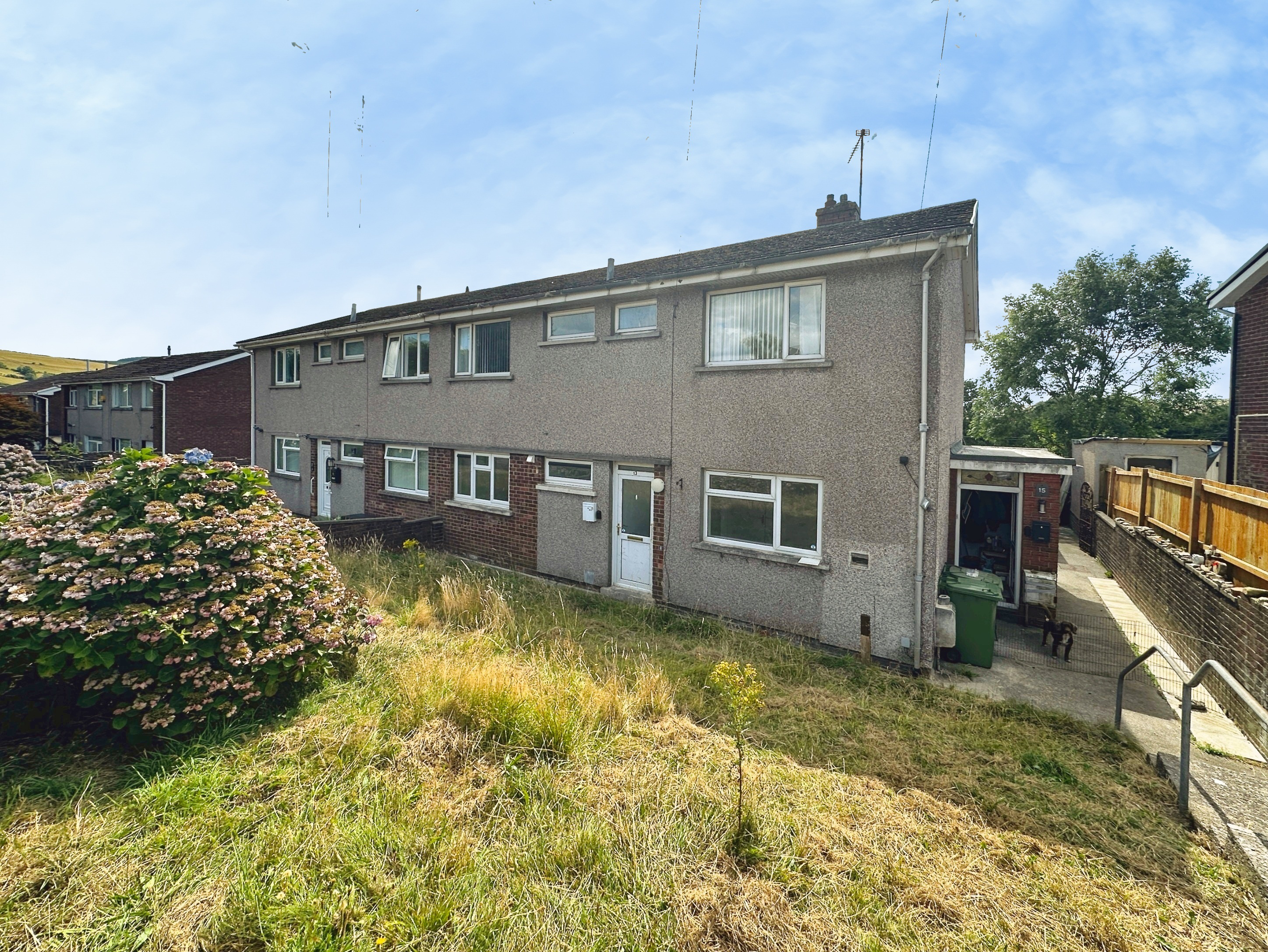 Heol Yr Ysgol, Llangynwyd, CF34