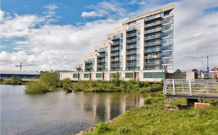 Ferry Road, Cardiff, CF11